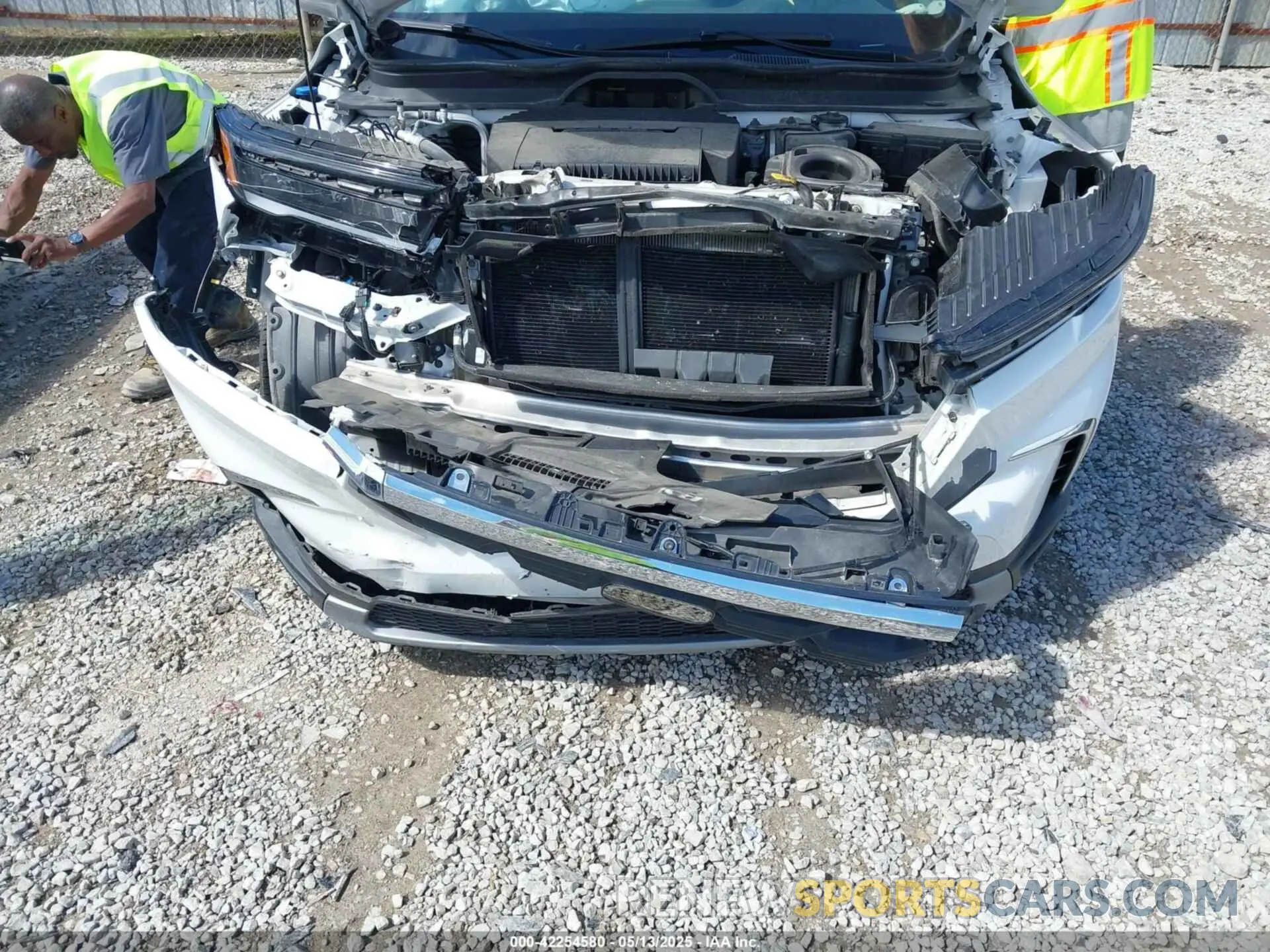 6 Photograph of a damaged car 5FNYG1H46PB012063 HONDA PILOT 2023