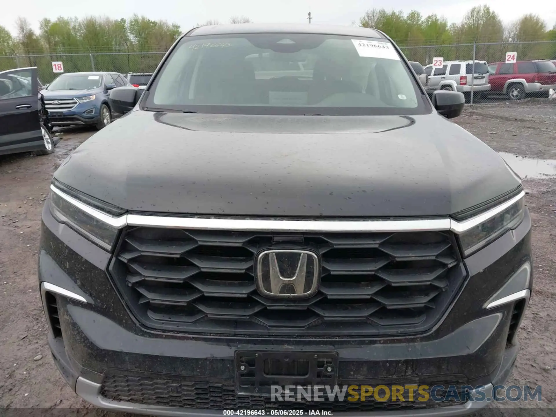 12 Photograph of a damaged car 5FNYG1H48PB045971 HONDA PILOT 2023