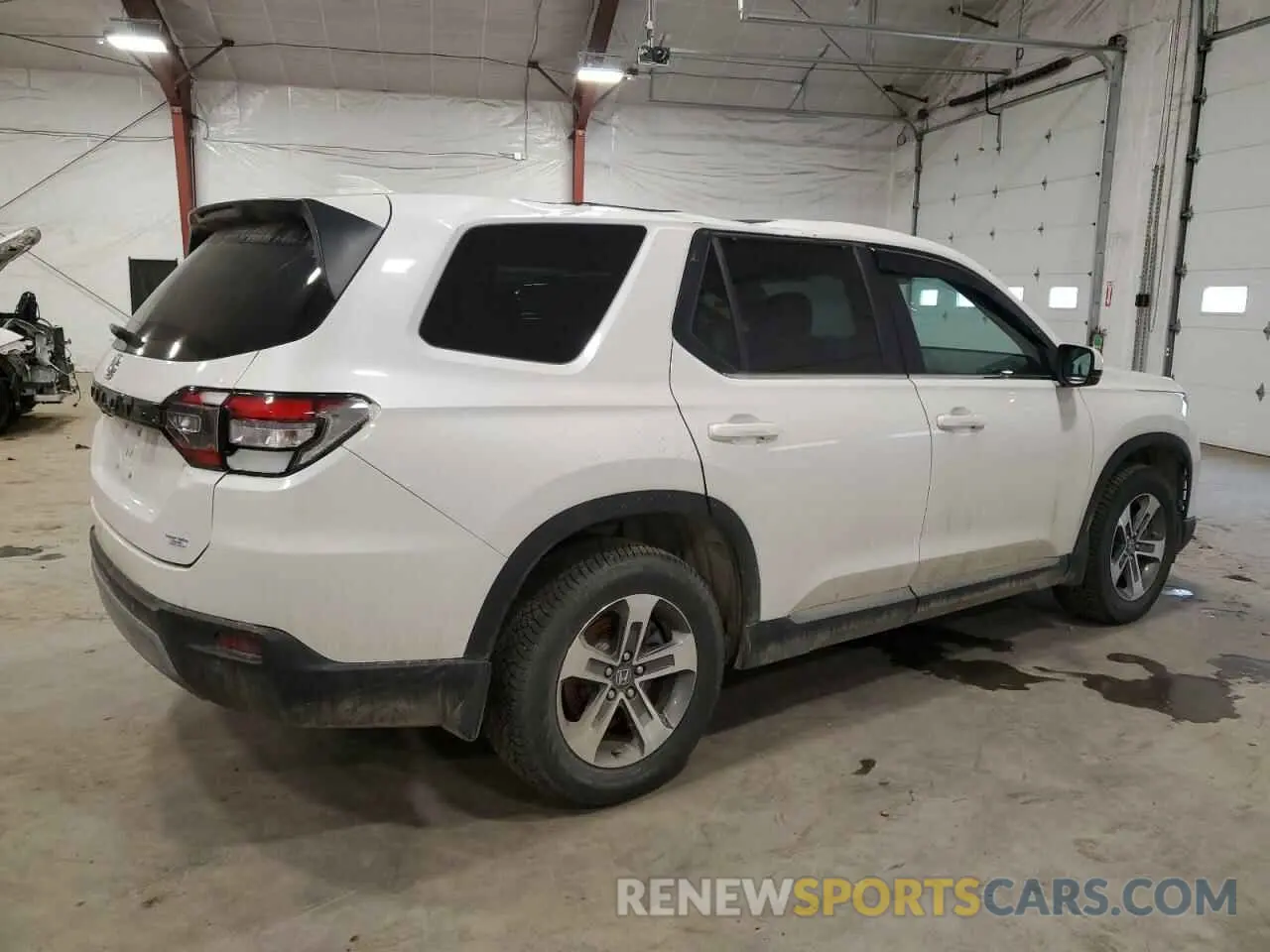 3 Photograph of a damaged car 5FNYG1H50PB025108 HONDA PILOT 2023