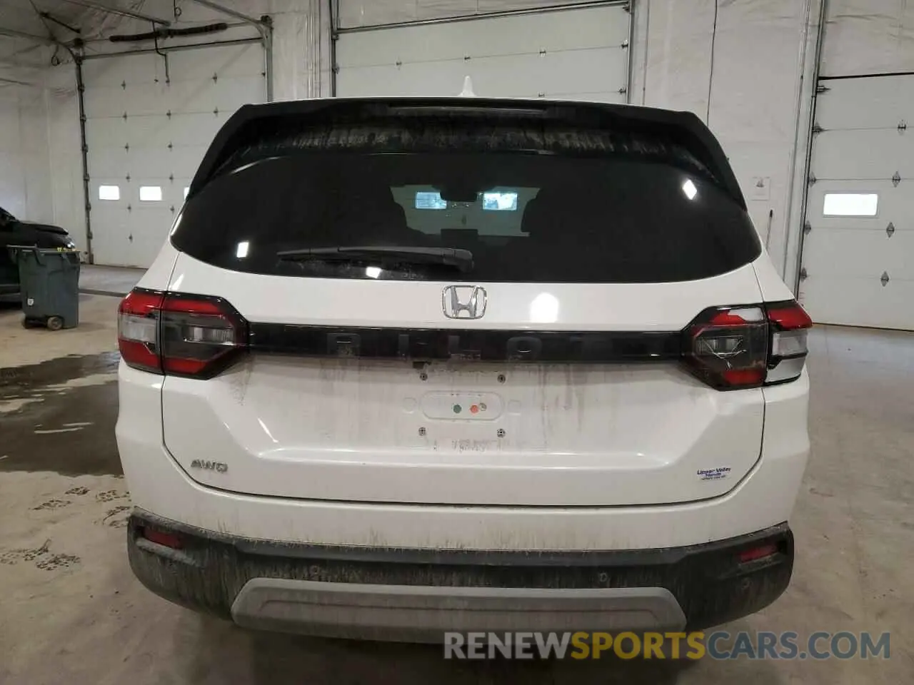 6 Photograph of a damaged car 5FNYG1H50PB025108 HONDA PILOT 2023