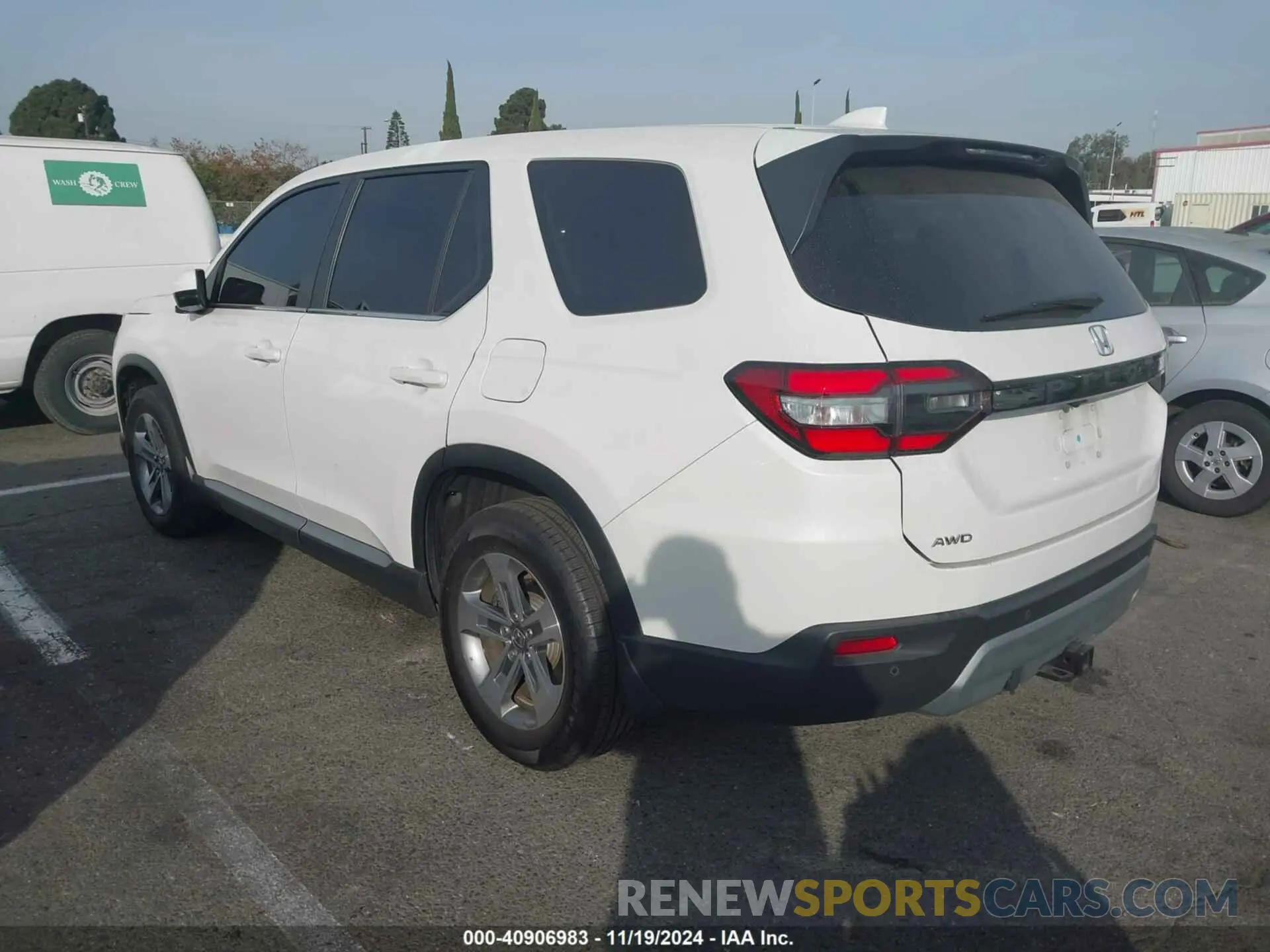 3 Photograph of a damaged car 5FNYG1H5XPB037931 HONDA PILOT 2023