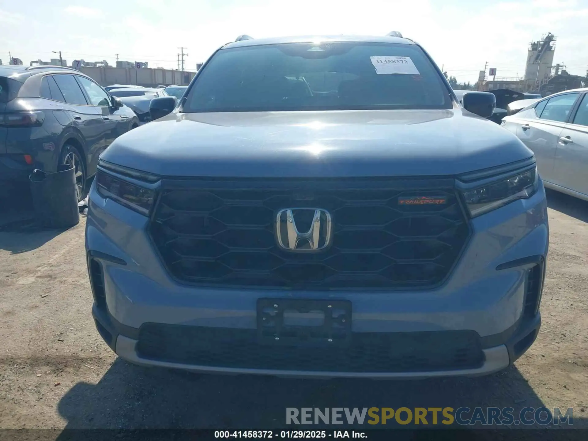 12 Photograph of a damaged car 5FNYG1H64PB055172 HONDA PILOT 2023