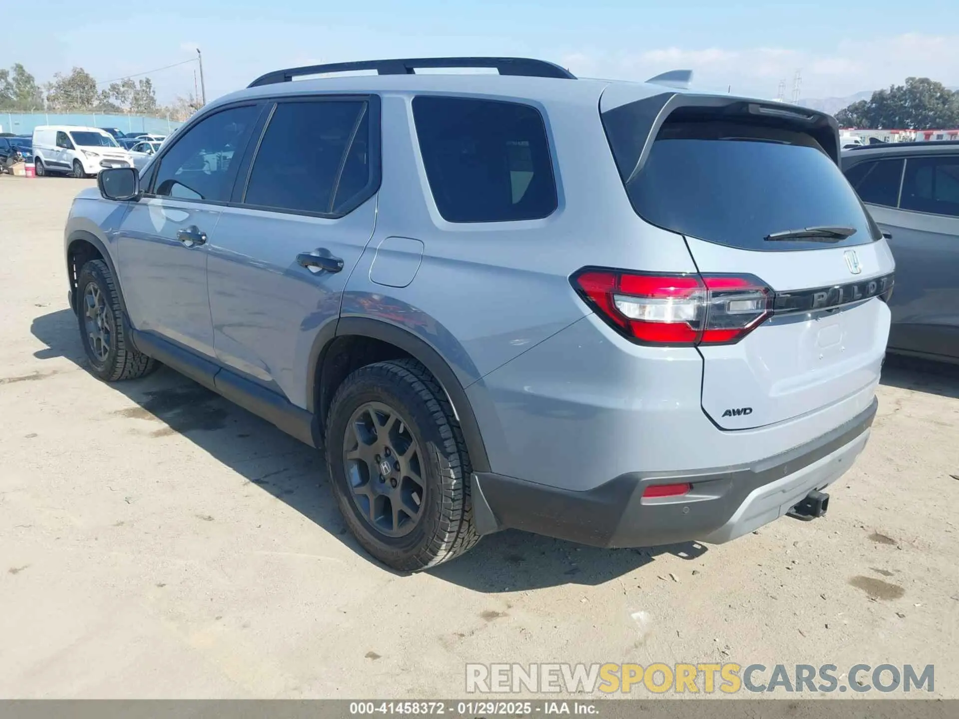 3 Photograph of a damaged car 5FNYG1H64PB055172 HONDA PILOT 2023