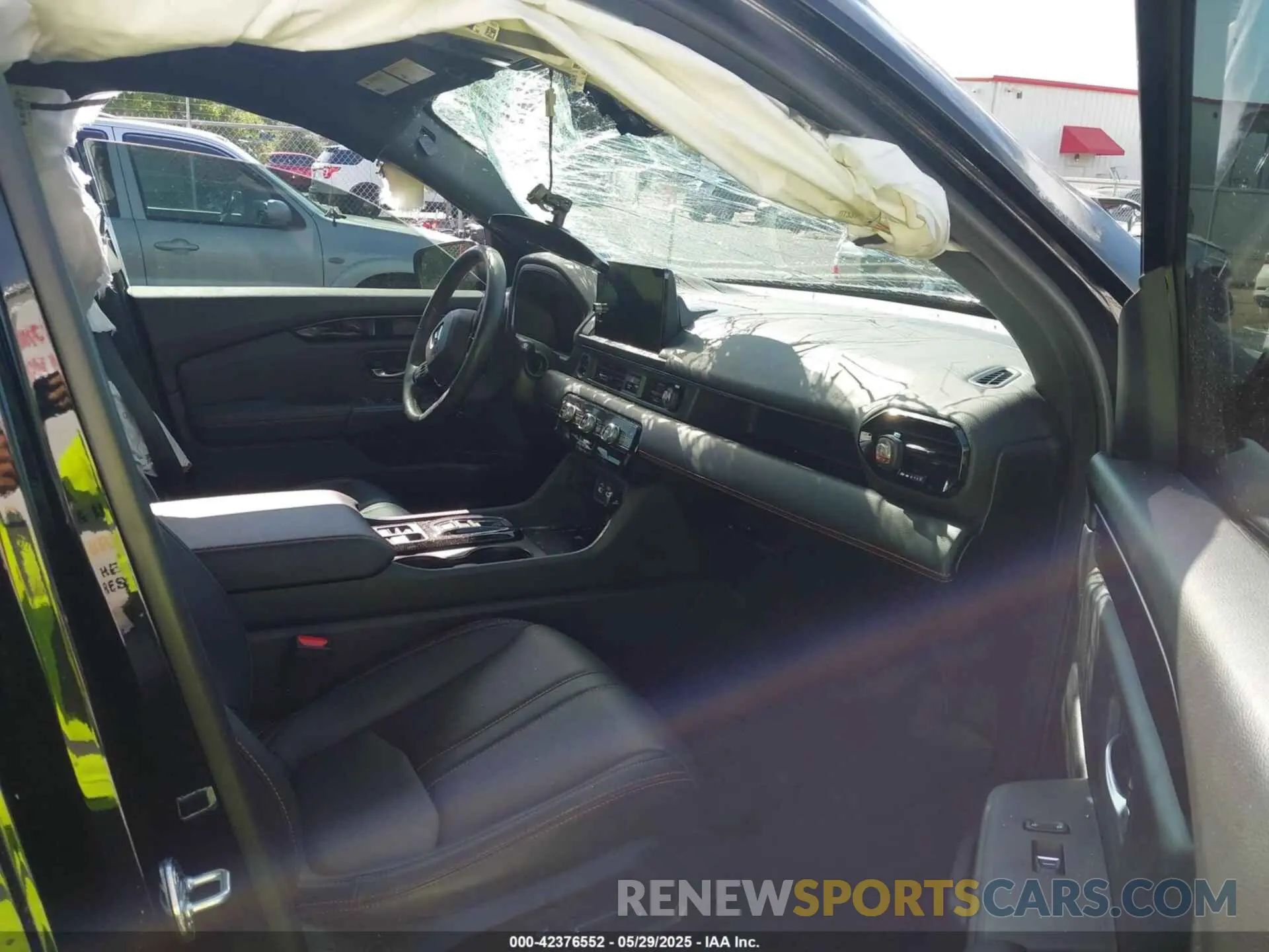 5 Photograph of a damaged car 5FNYG1H67PB042092 HONDA PILOT 2023