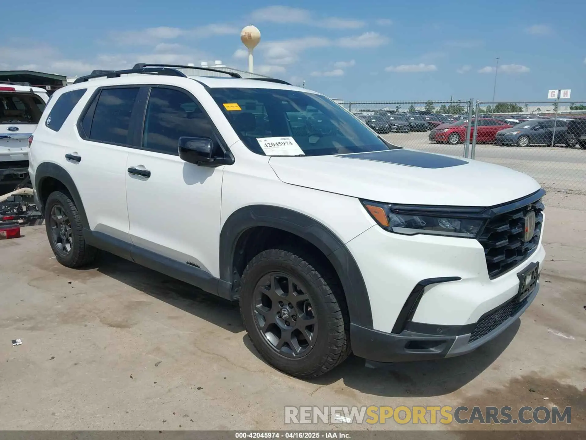 1 Photograph of a damaged car 5FNYG1H67PB043095 HONDA PILOT 2023