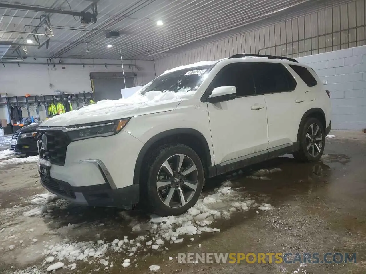 1 Photograph of a damaged car 5FNYG1H75PB013666 HONDA PILOT 2023