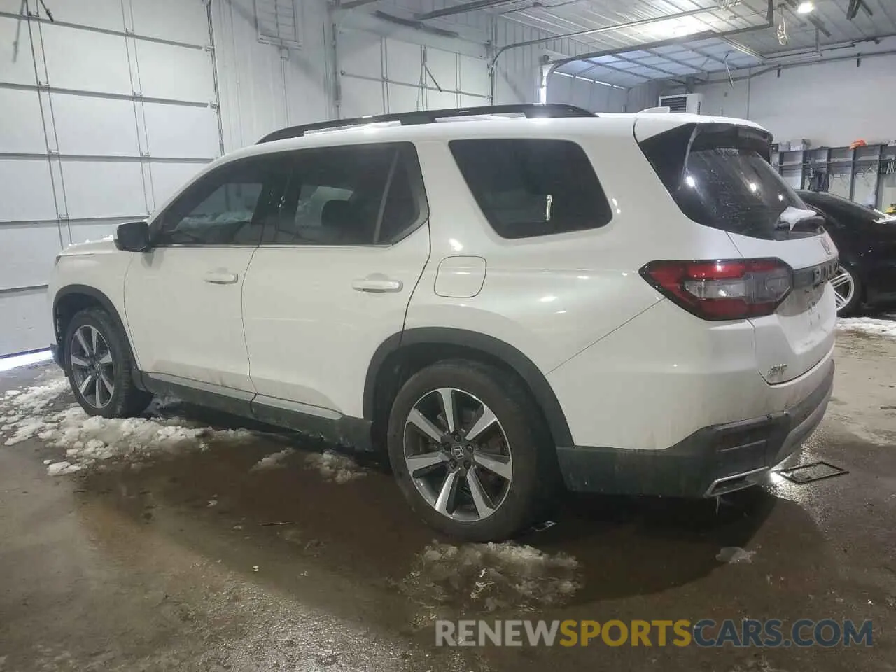 2 Photograph of a damaged car 5FNYG1H75PB013666 HONDA PILOT 2023