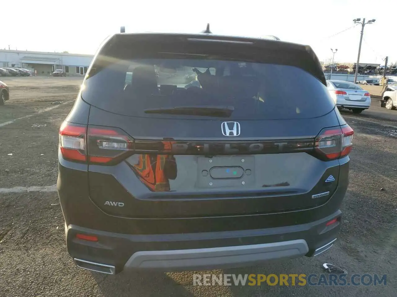 6 Photograph of a damaged car 5FNYG1H76PB023316 HONDA PILOT 2023