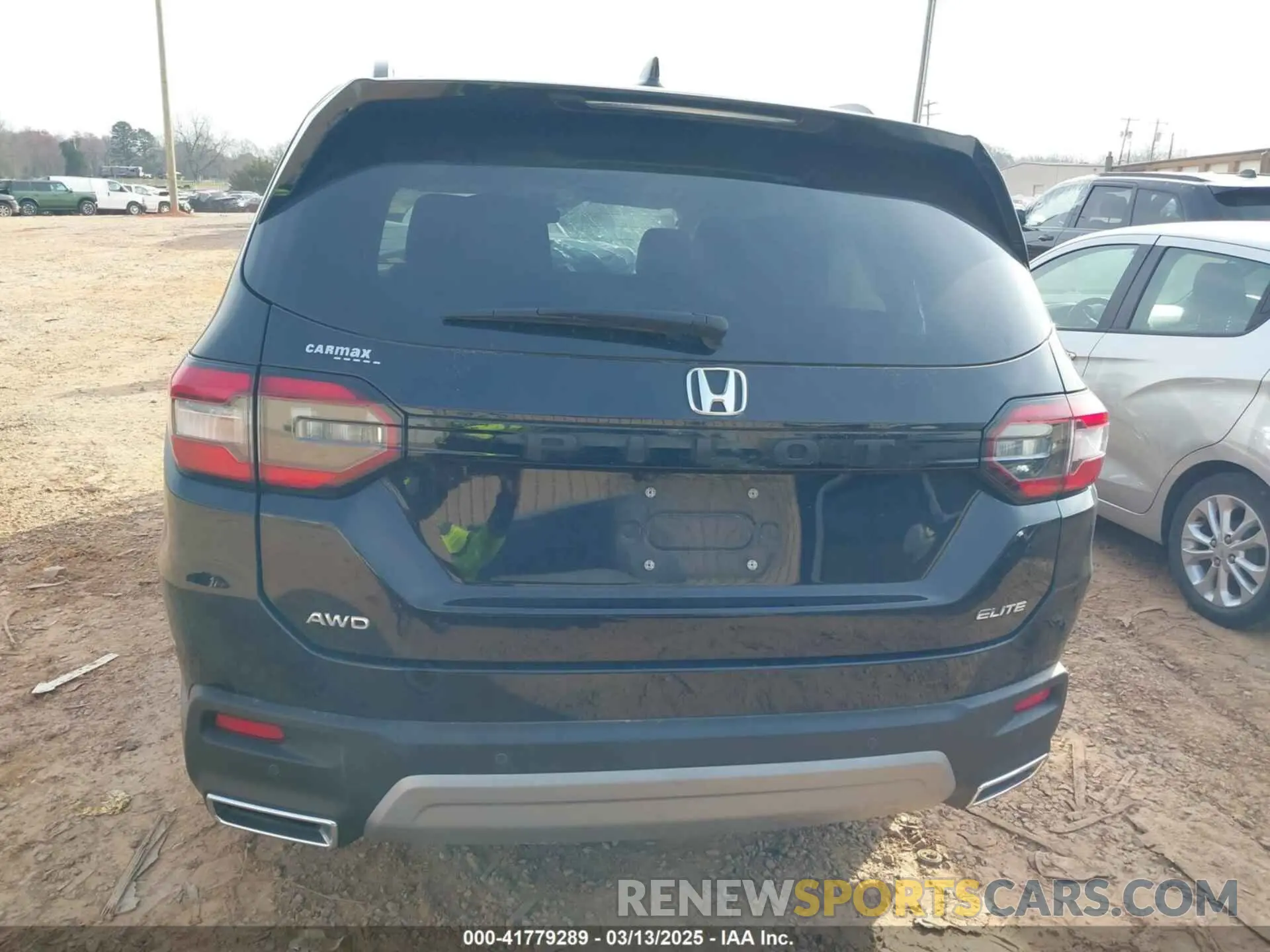 16 Photograph of a damaged car 5FNYG1H82PB045029 HONDA PILOT 2023