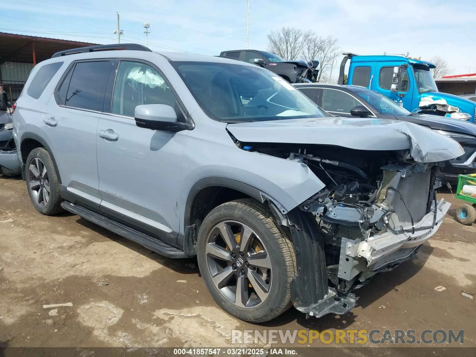 1 Photograph of a damaged car 5FNYG1H83PB008488 HONDA PILOT 2023