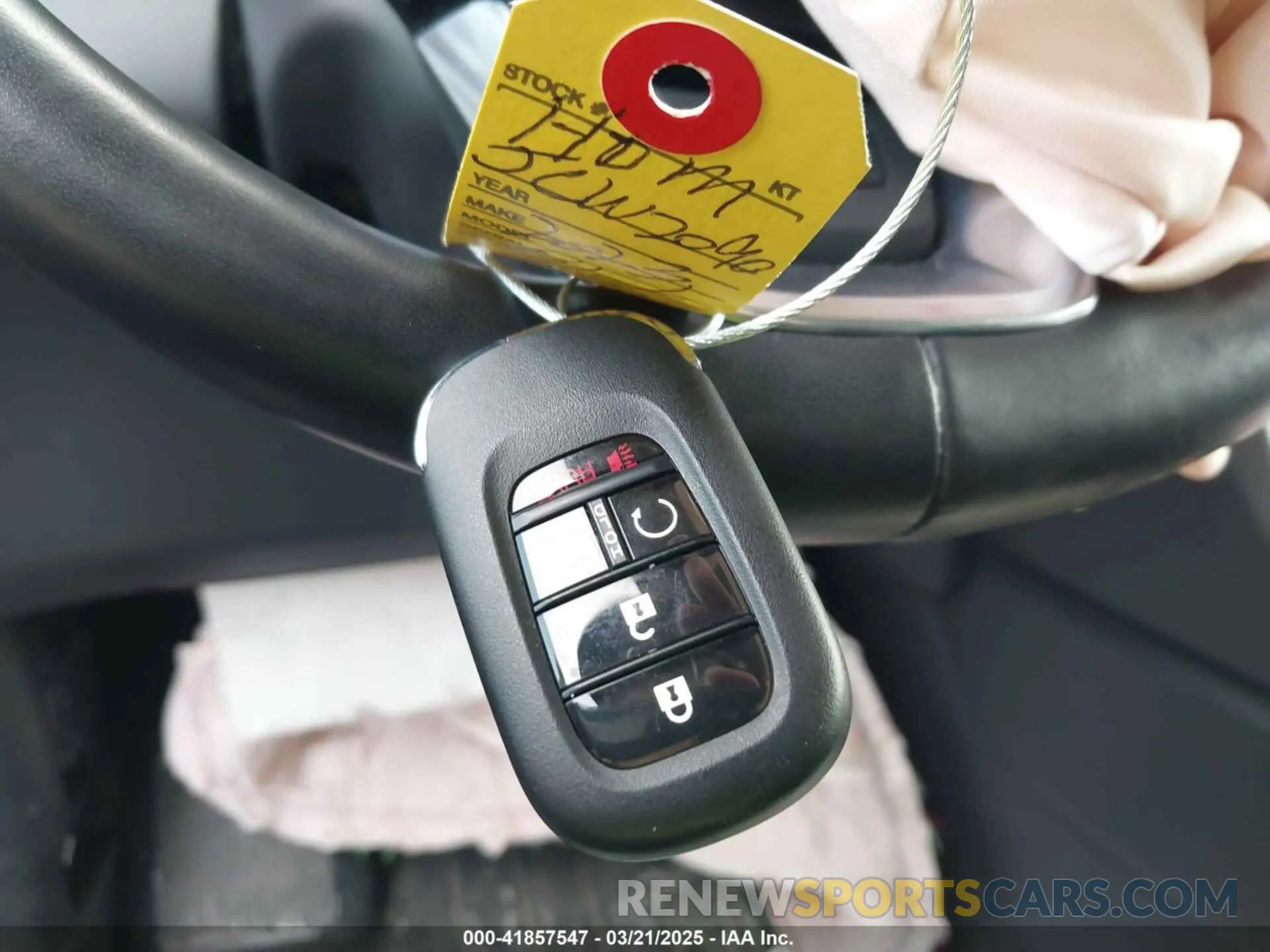 11 Photograph of a damaged car 5FNYG1H83PB008488 HONDA PILOT 2023