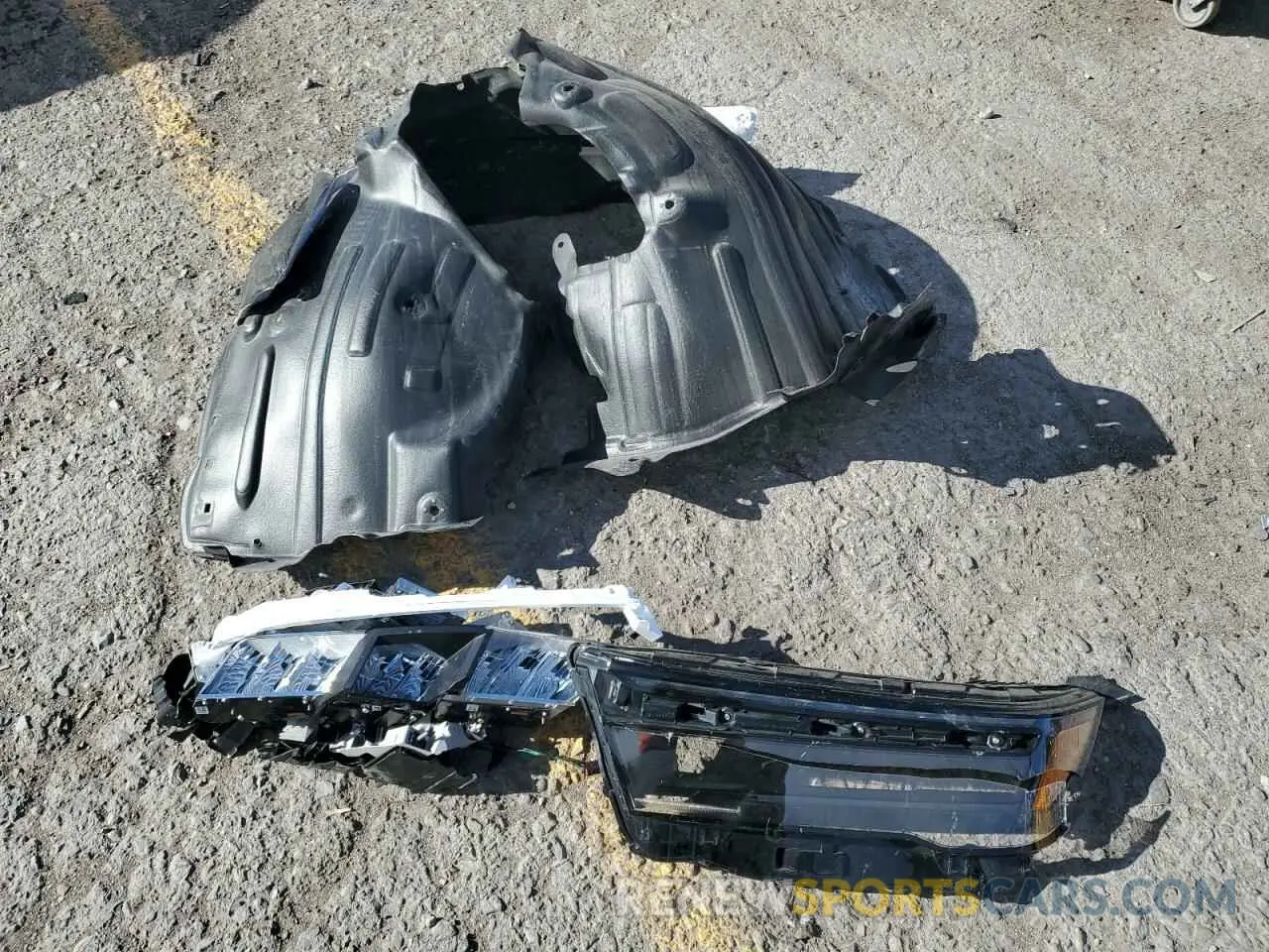 15 Photograph of a damaged car 5FNYG1H83PB049302 HONDA PILOT 2023