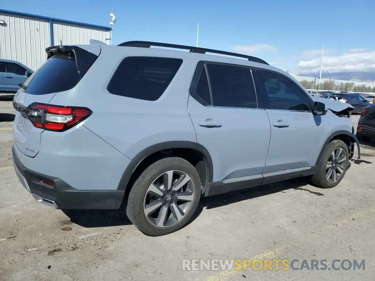 3 Photograph of a damaged car 5FNYG1H83PB049302 HONDA PILOT 2023