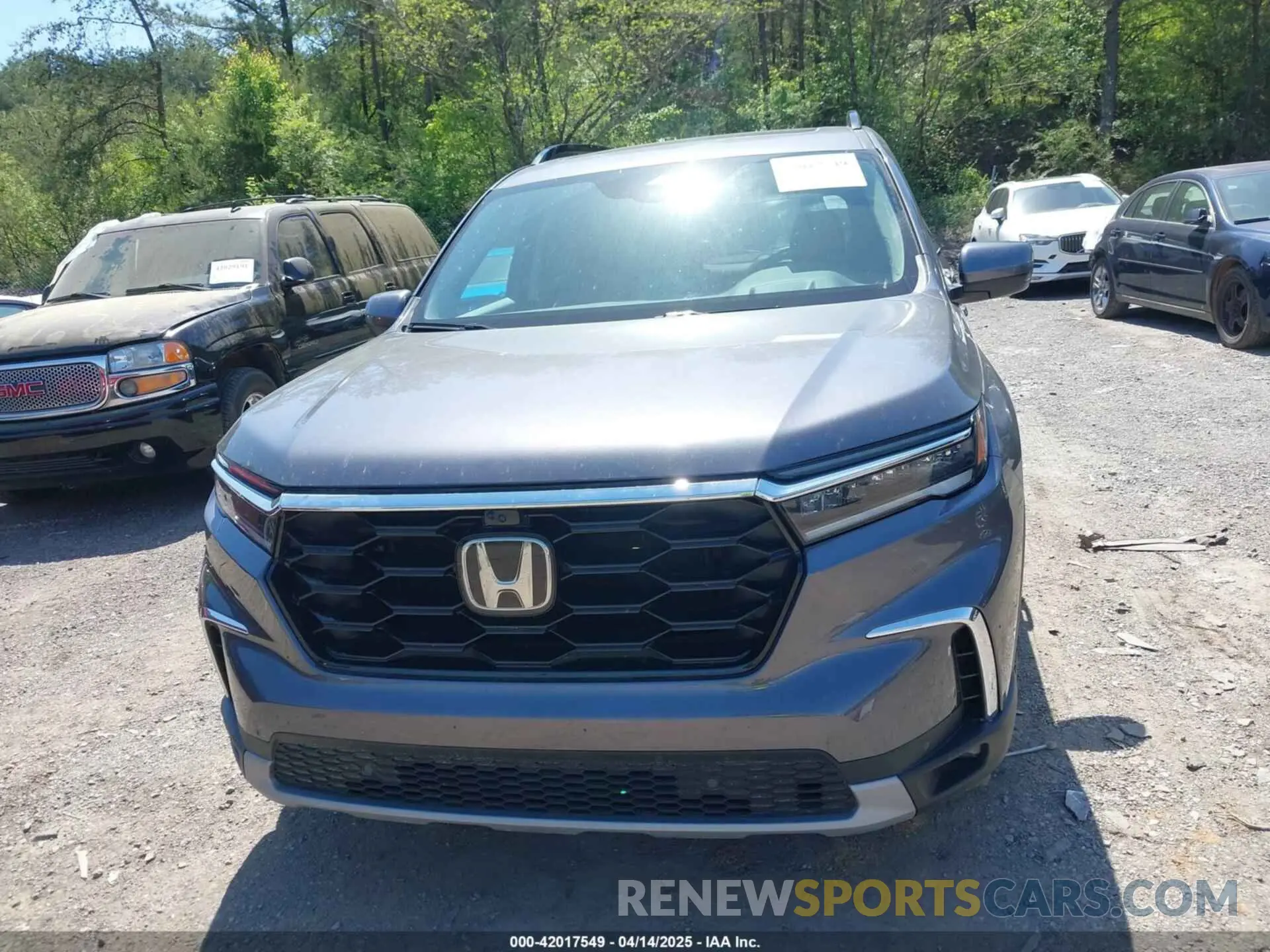 12 Photograph of a damaged car 5FNYG1H85PB035840 HONDA PILOT 2023