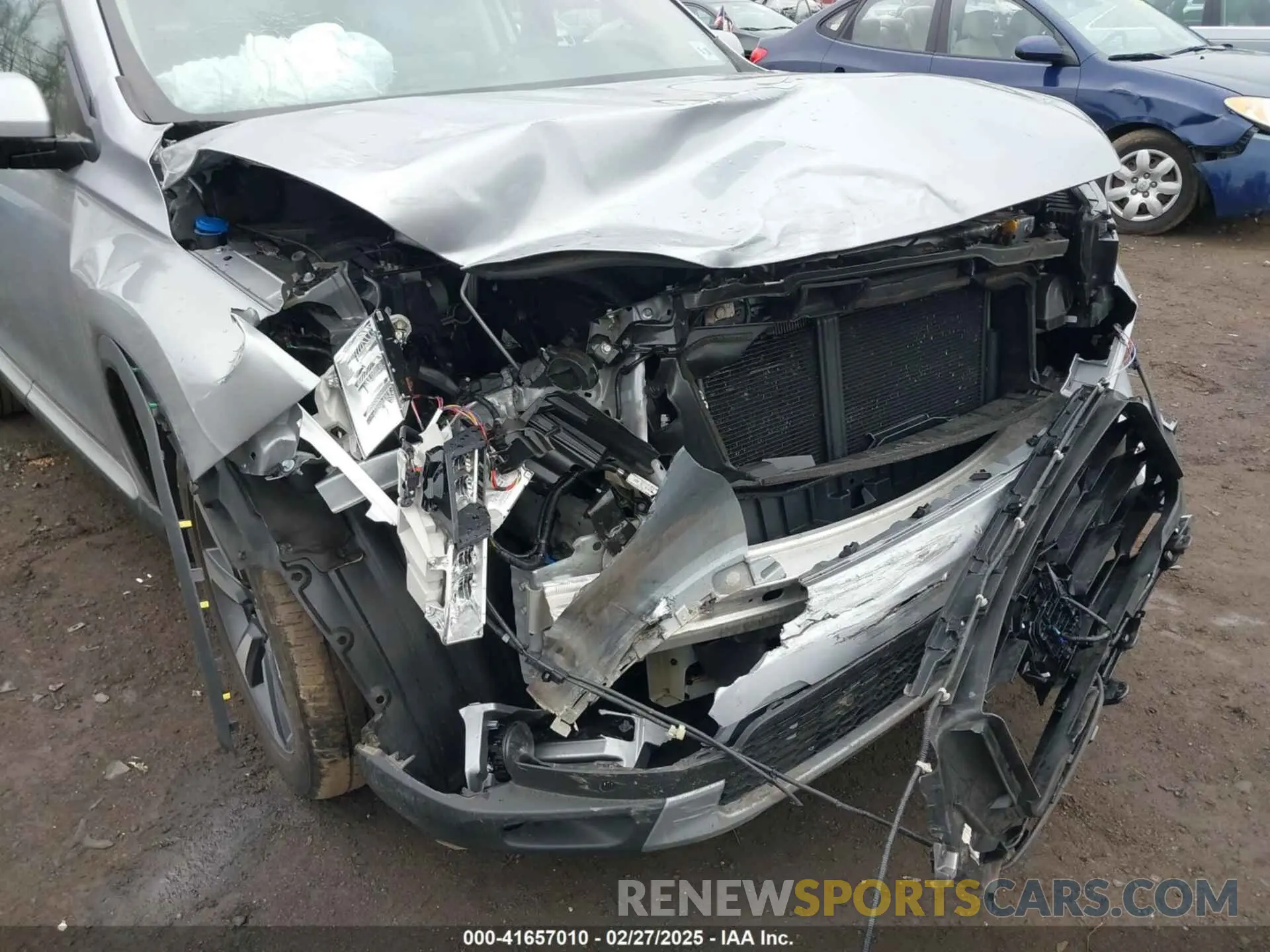 6 Photograph of a damaged car 5FNYG1H87PB034320 HONDA PILOT 2023