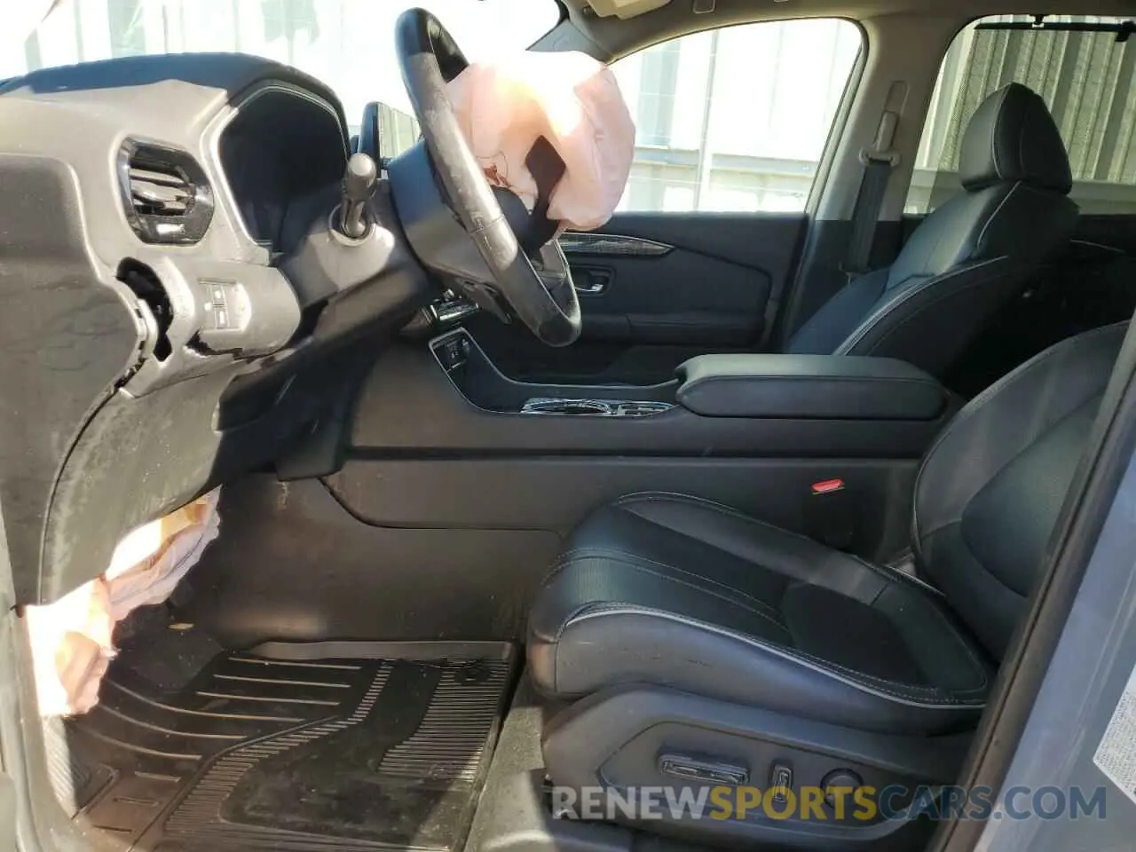 7 Photograph of a damaged car 5FNYG1H89PB025683 HONDA PILOT 2023