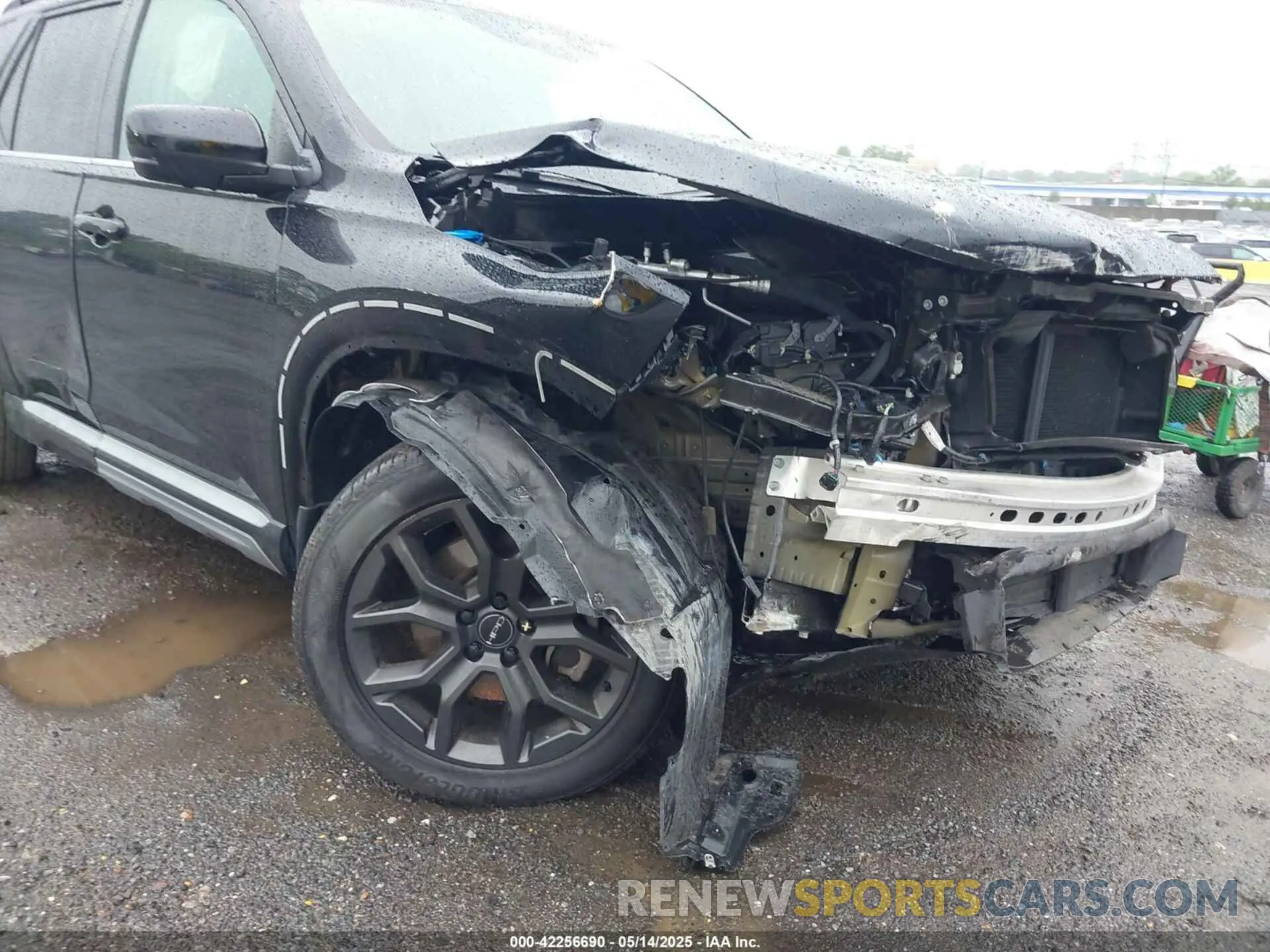 17 Photograph of a damaged car 5FNYG1H89PB030270 HONDA PILOT 2023