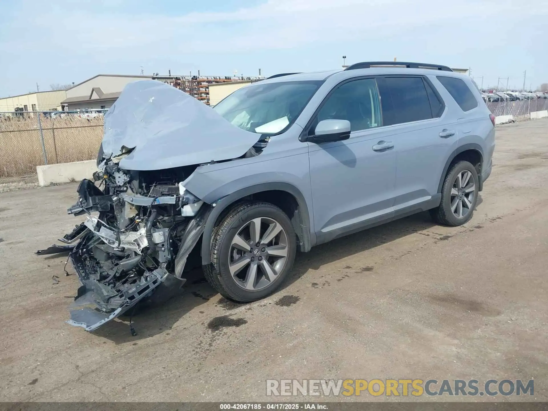 2 Photograph of a damaged car 5FNYG1H8XPB042394 HONDA PILOT 2023