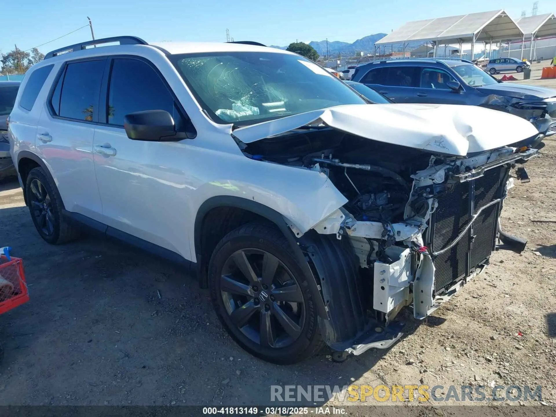 1 Photograph of a damaged car 5FNYG2H30PB012041 HONDA PILOT 2023