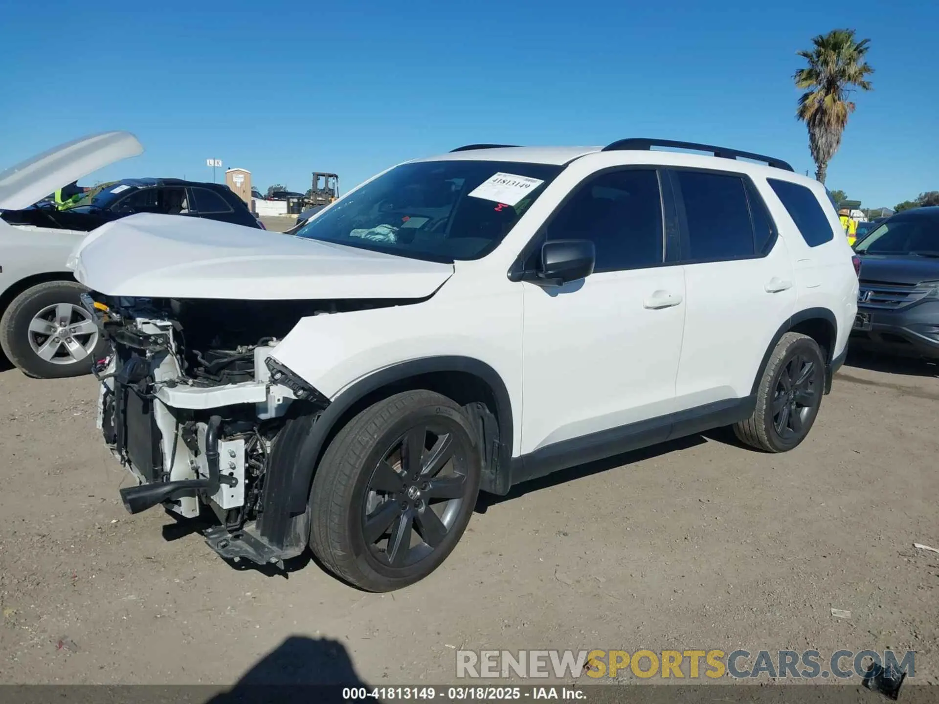 15 Photograph of a damaged car 5FNYG2H30PB012041 HONDA PILOT 2023