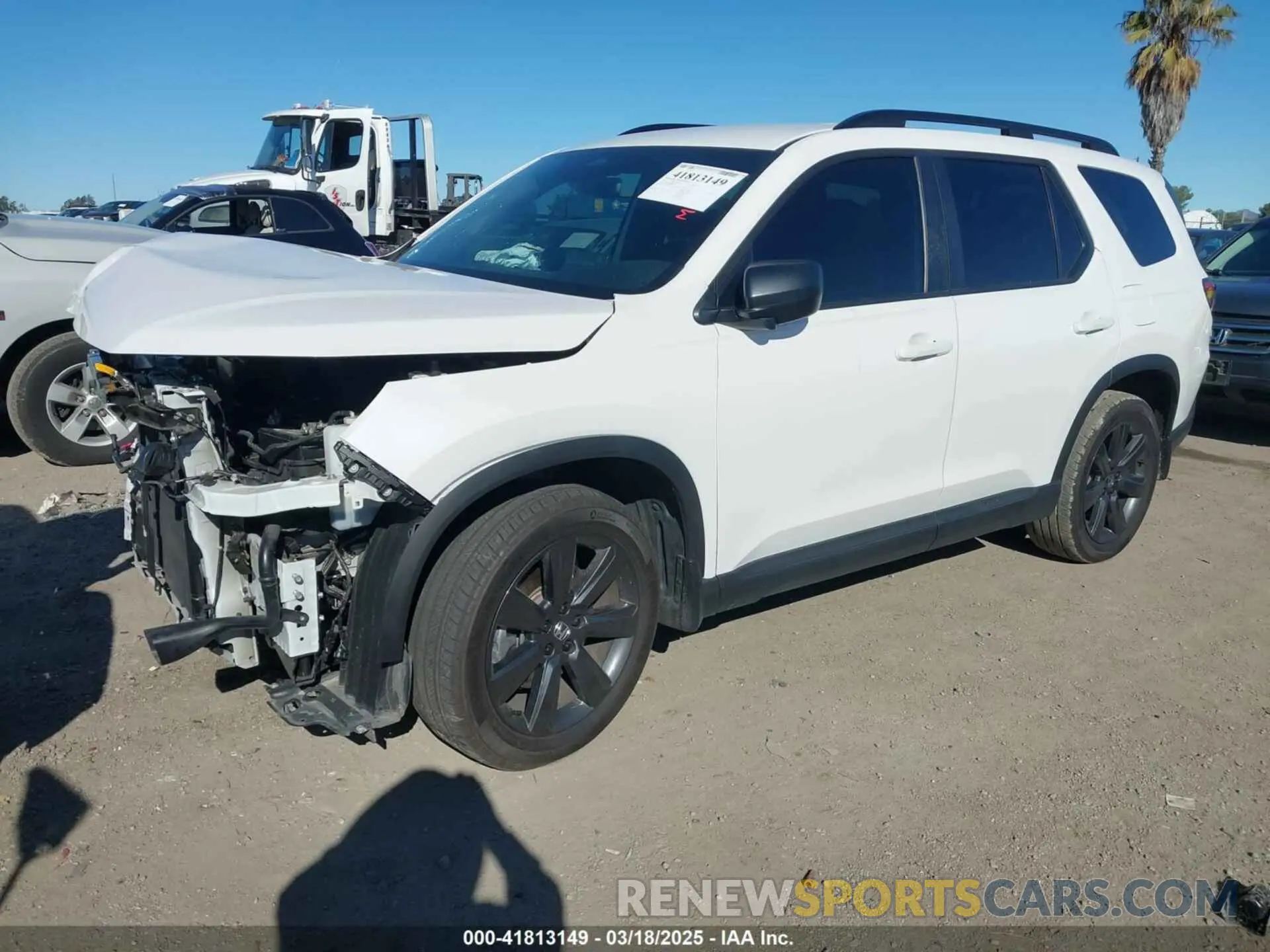 2 Photograph of a damaged car 5FNYG2H30PB012041 HONDA PILOT 2023