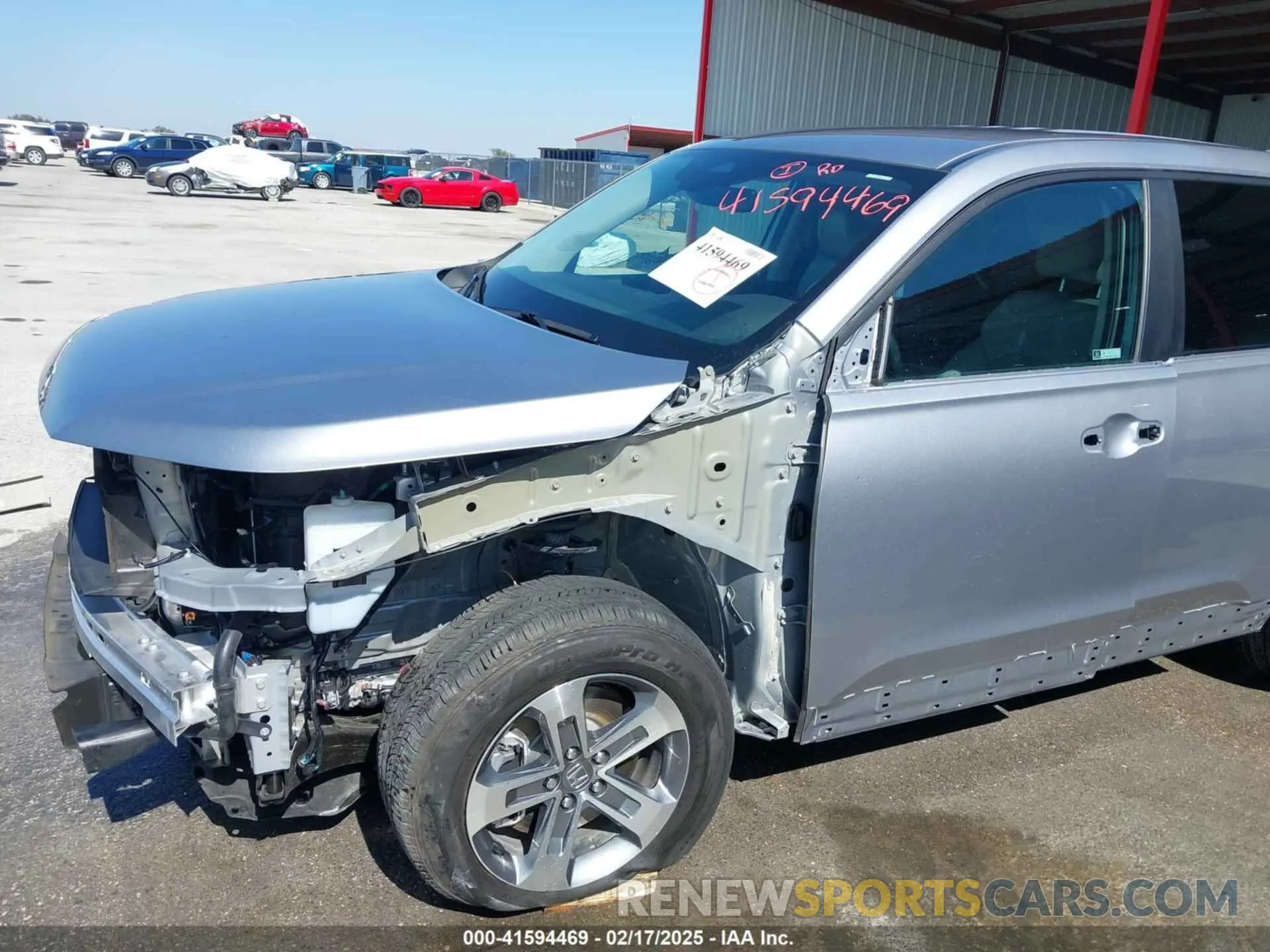 18 Photograph of a damaged car 5FNYG2H42PB001292 HONDA PILOT 2023