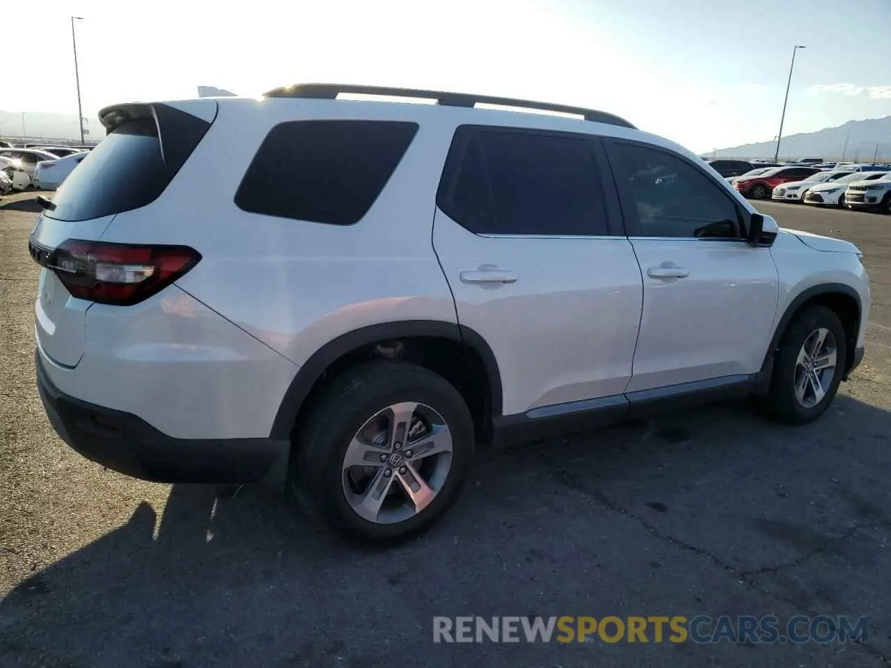 3 Photograph of a damaged car 5FNYG2H58PB008403 HONDA PILOT 2023
