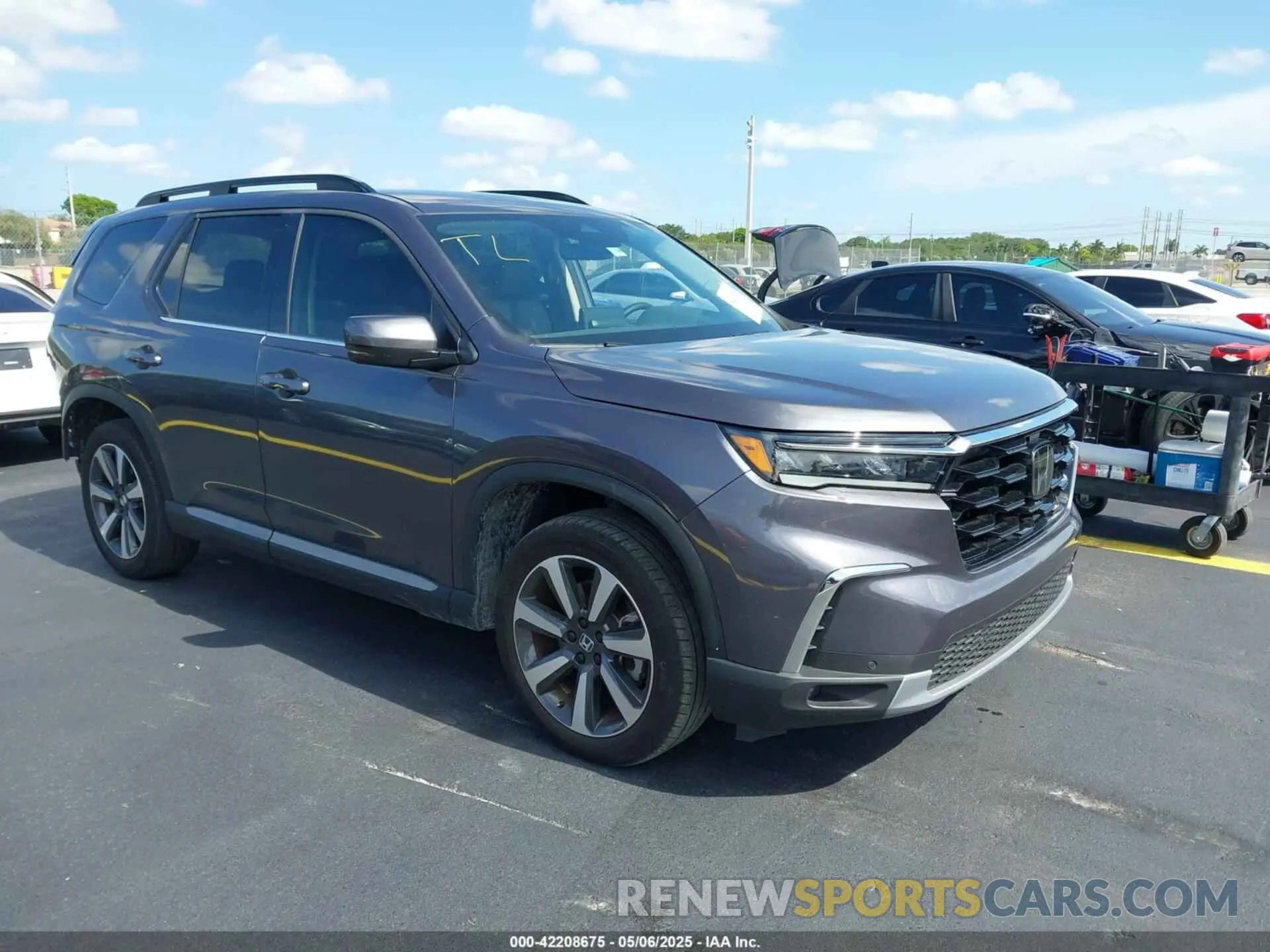 1 Photograph of a damaged car 5FNYG2H71PB012374 HONDA PILOT 2023
