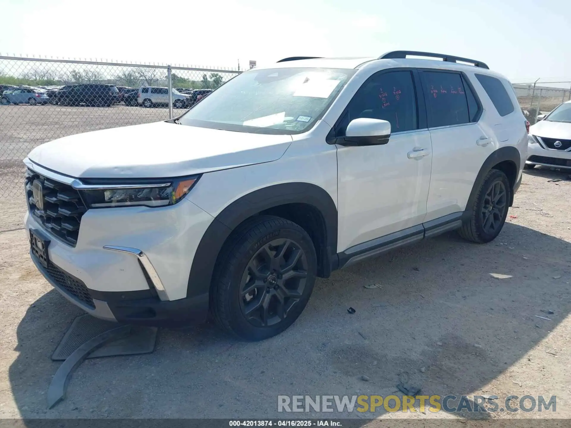 2 Photograph of a damaged car 5FNYG2H77PB013738 HONDA PILOT 2023