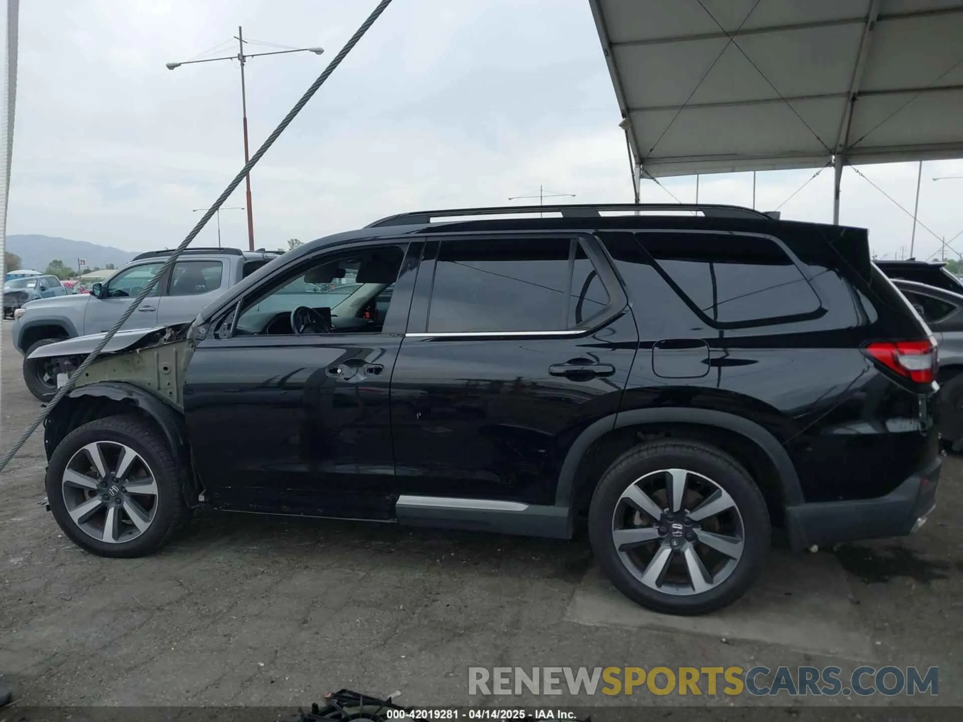 15 Photograph of a damaged car 5FNYG2H78PB006622 HONDA PILOT 2023
