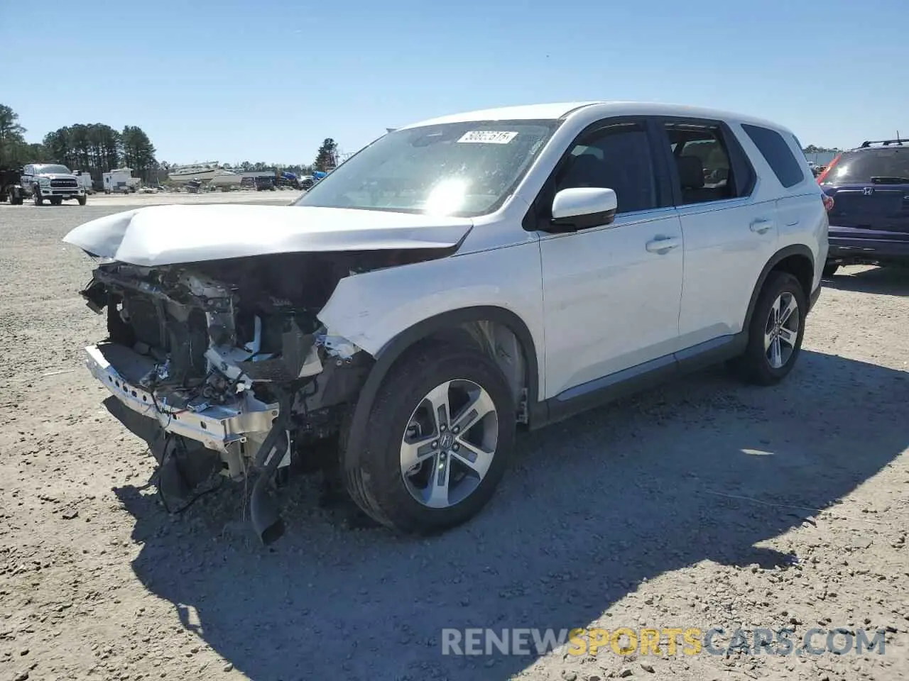 1 Photograph of a damaged car 5FNYG1H41RB018985 HONDA PILOT 2024