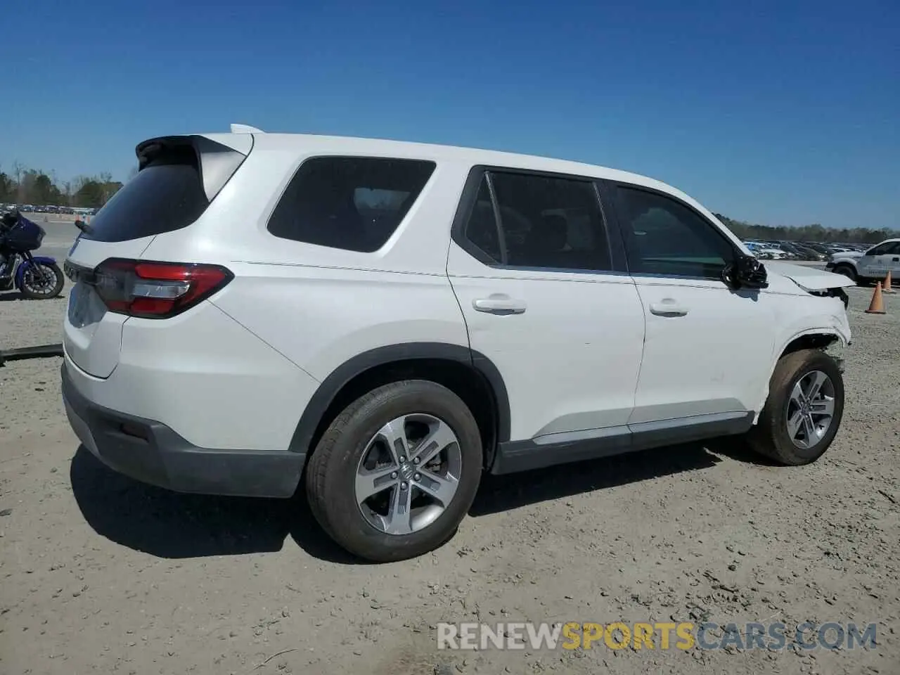 3 Photograph of a damaged car 5FNYG1H41RB018985 HONDA PILOT 2024