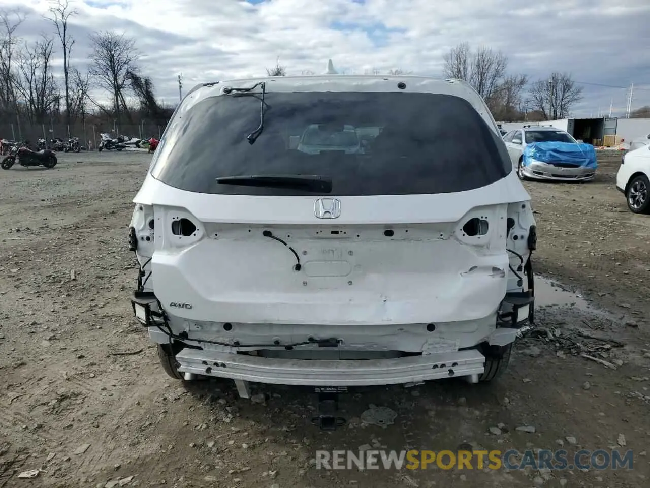 6 Photograph of a damaged car 5FNYG1H49RB032097 HONDA PILOT 2024