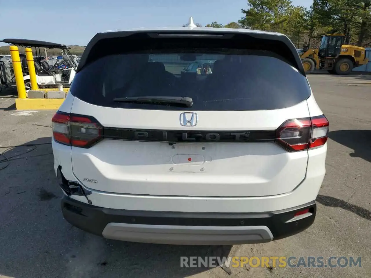 6 Photograph of a damaged car 5FNYG1H58RB003599 HONDA PILOT 2024