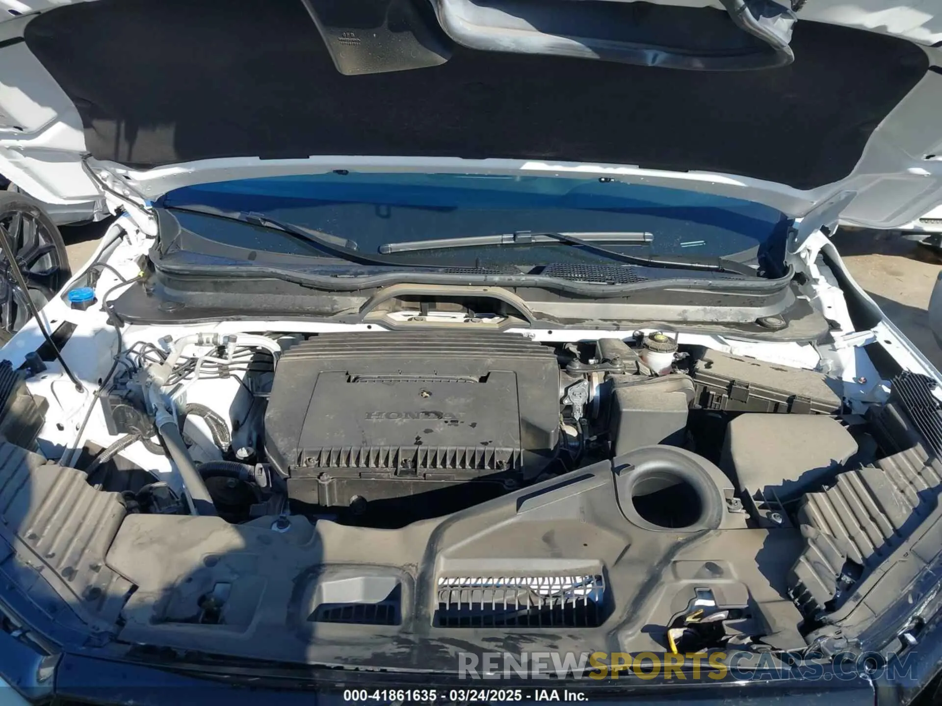 10 Photograph of a damaged car 5FNYG1H62RB016499 HONDA PILOT 2024