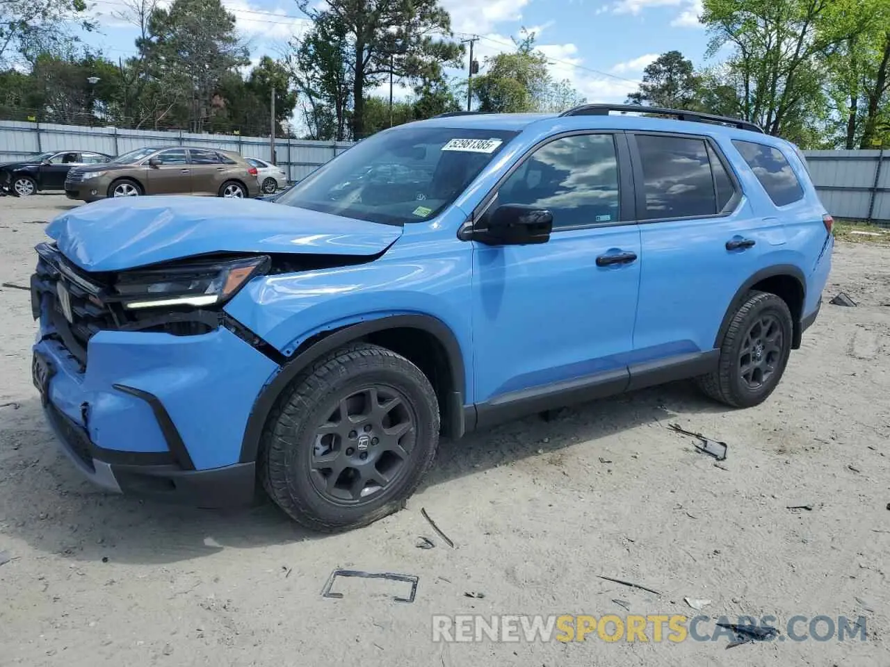 1 Photograph of a damaged car 5FNYG1H62RB027101 HONDA PILOT 2024