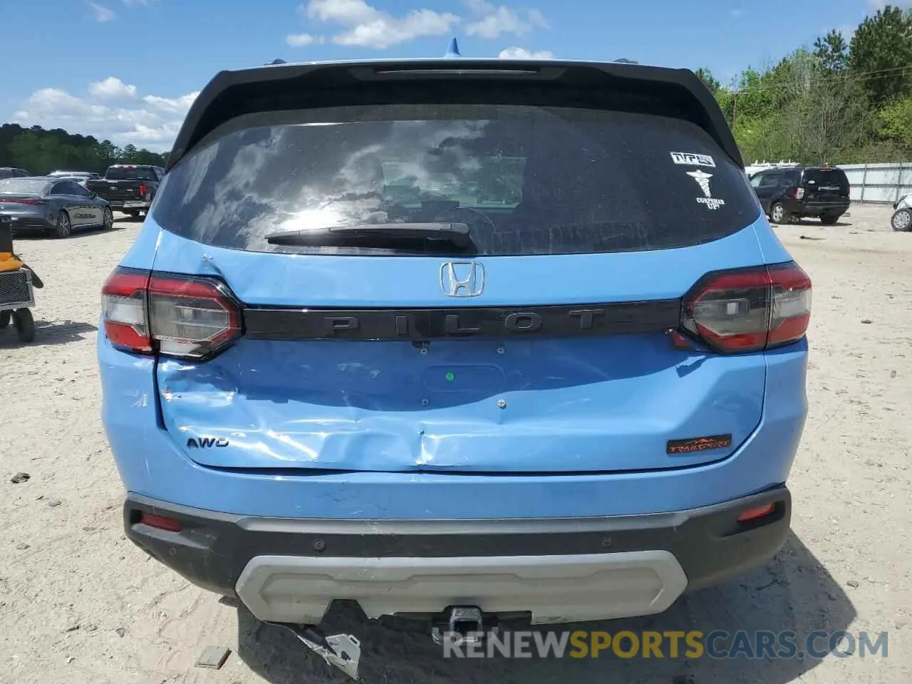 6 Photograph of a damaged car 5FNYG1H62RB027101 HONDA PILOT 2024