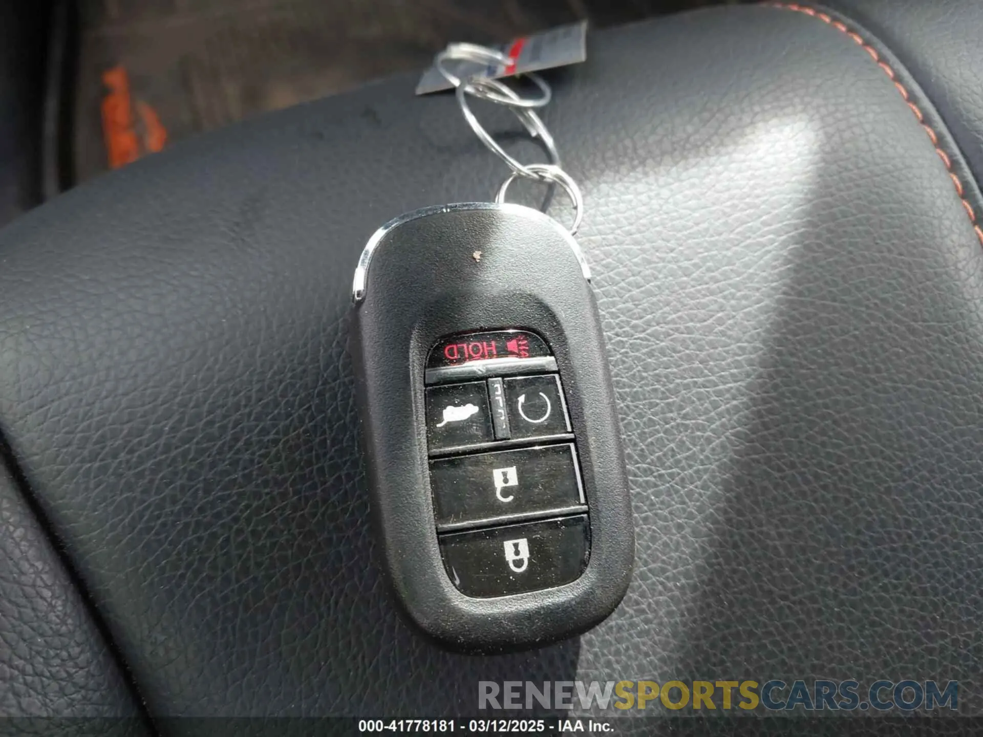 11 Photograph of a damaged car 5FNYG1H63RB010288 HONDA PILOT 2024