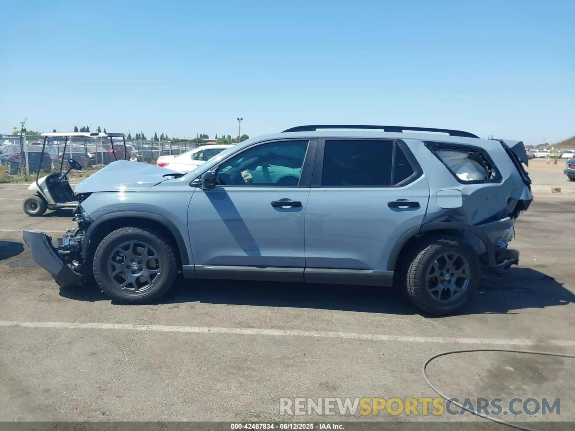 14 Photograph of a damaged car 5FNYG1H65RB046550 HONDA PILOT 2024