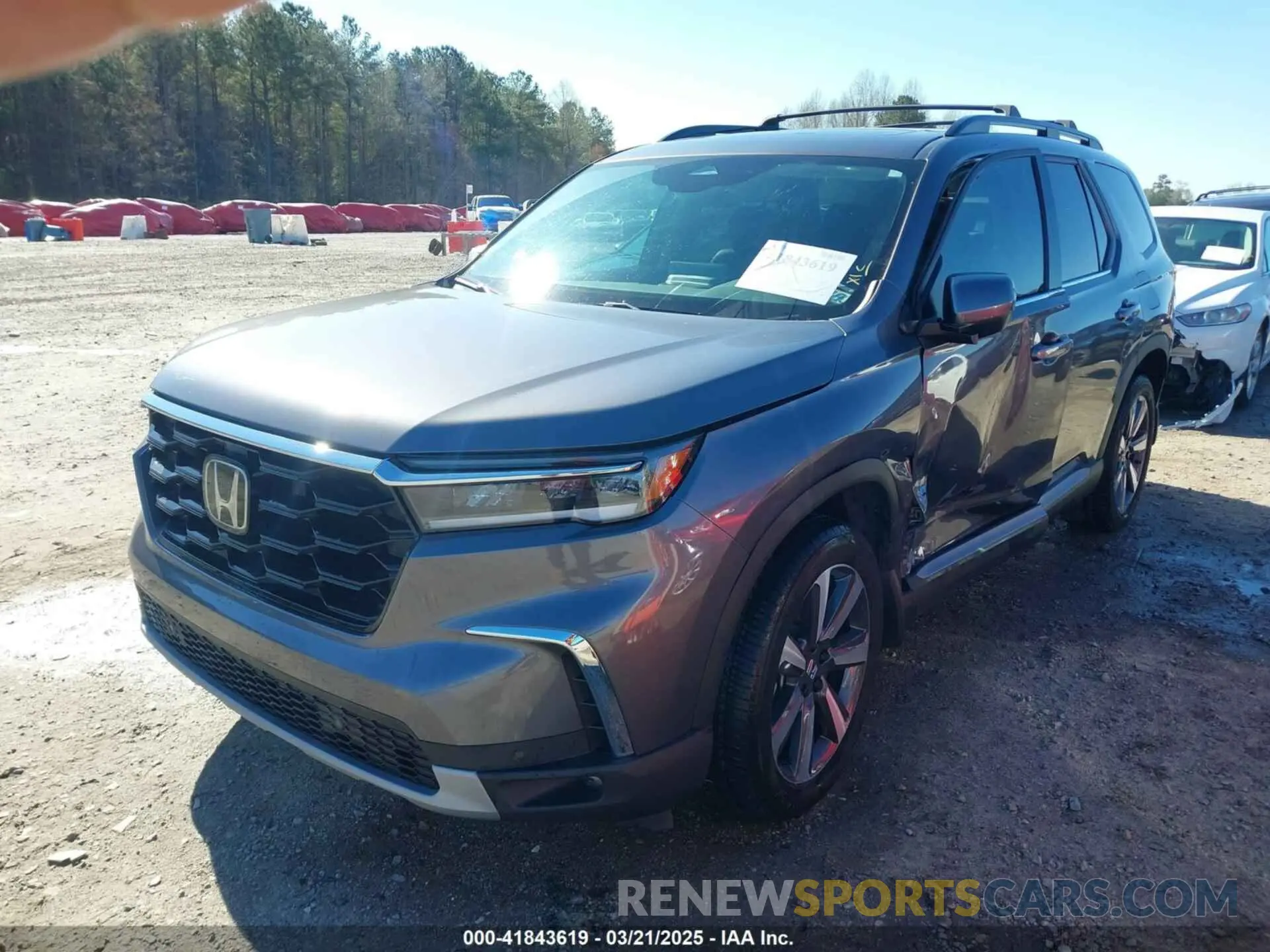2 Photograph of a damaged car 5FNYG1H70RB025789 HONDA PILOT 2024