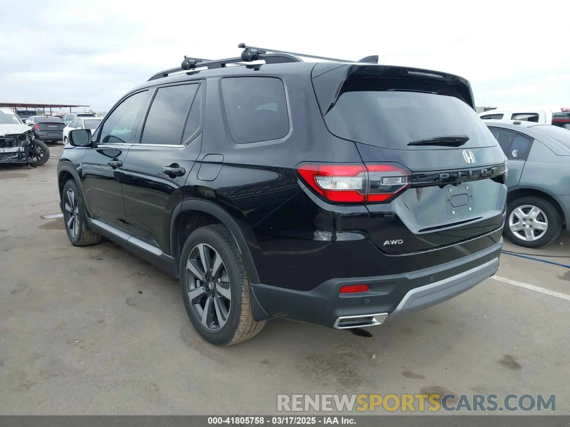 3 Photograph of a damaged car 5FNYG1H70RB032368 HONDA PILOT 2024