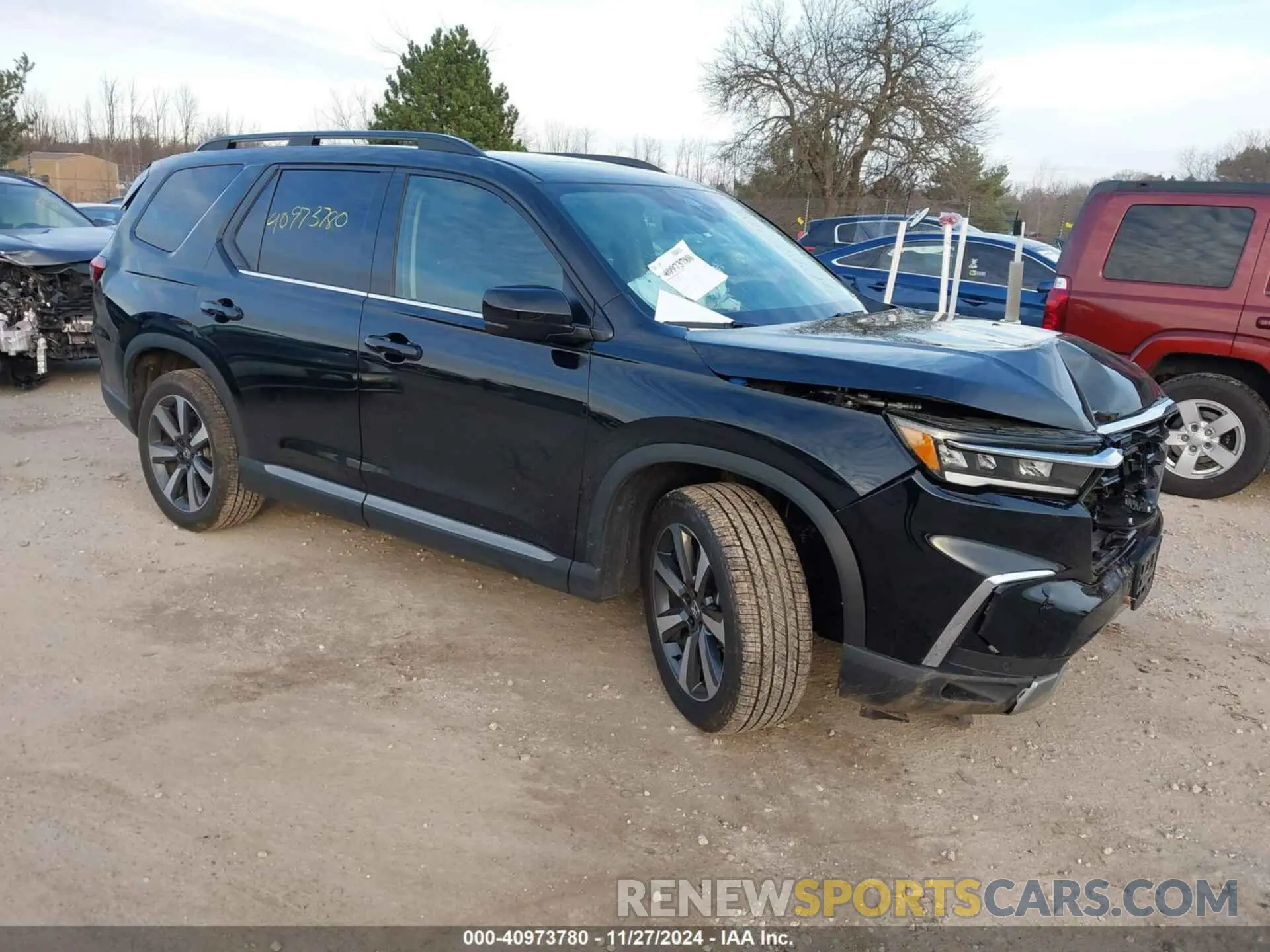 1 Photograph of a damaged car 5FNYG1H72RB007519 HONDA PILOT 2024
