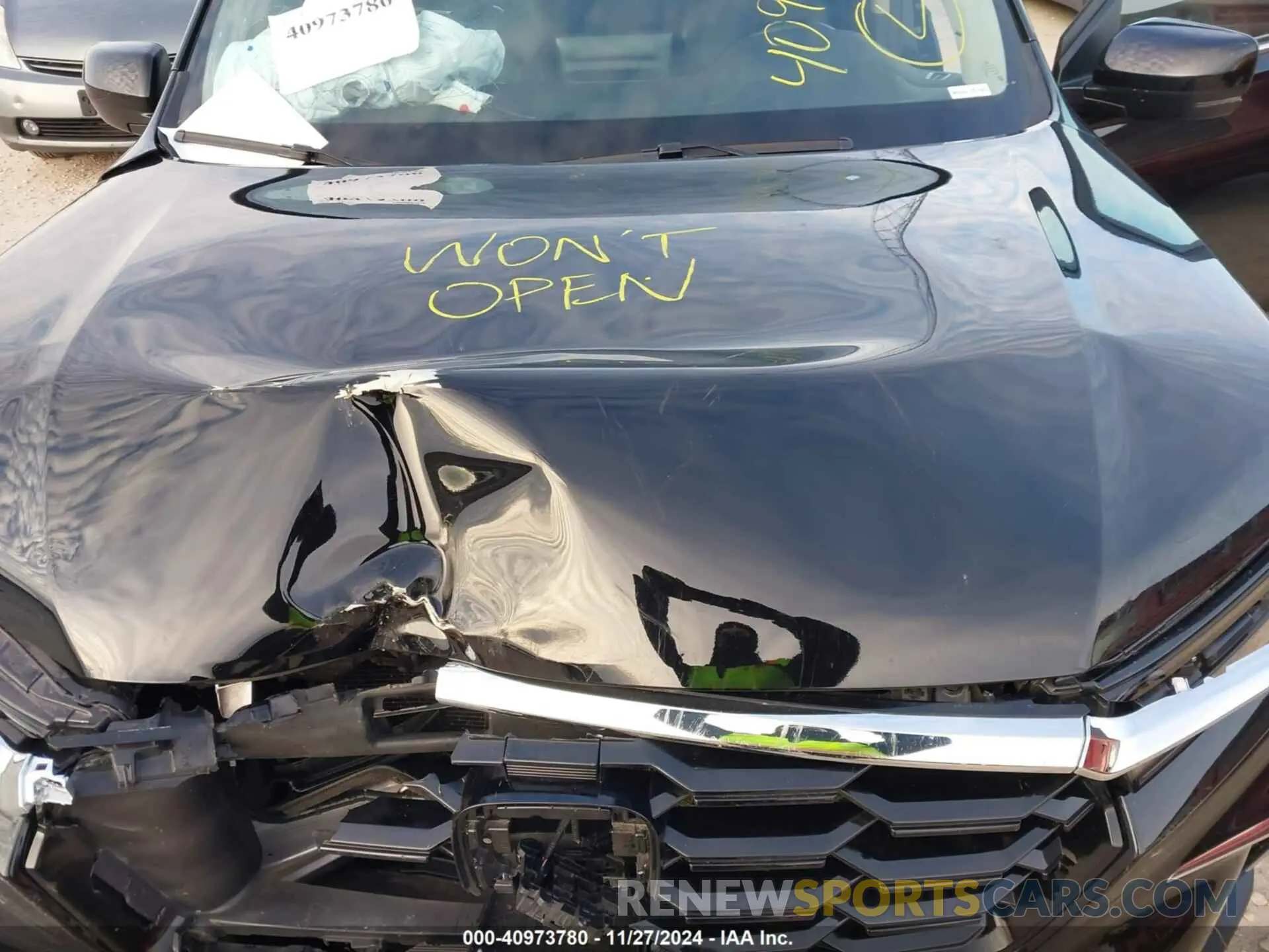 10 Photograph of a damaged car 5FNYG1H72RB007519 HONDA PILOT 2024