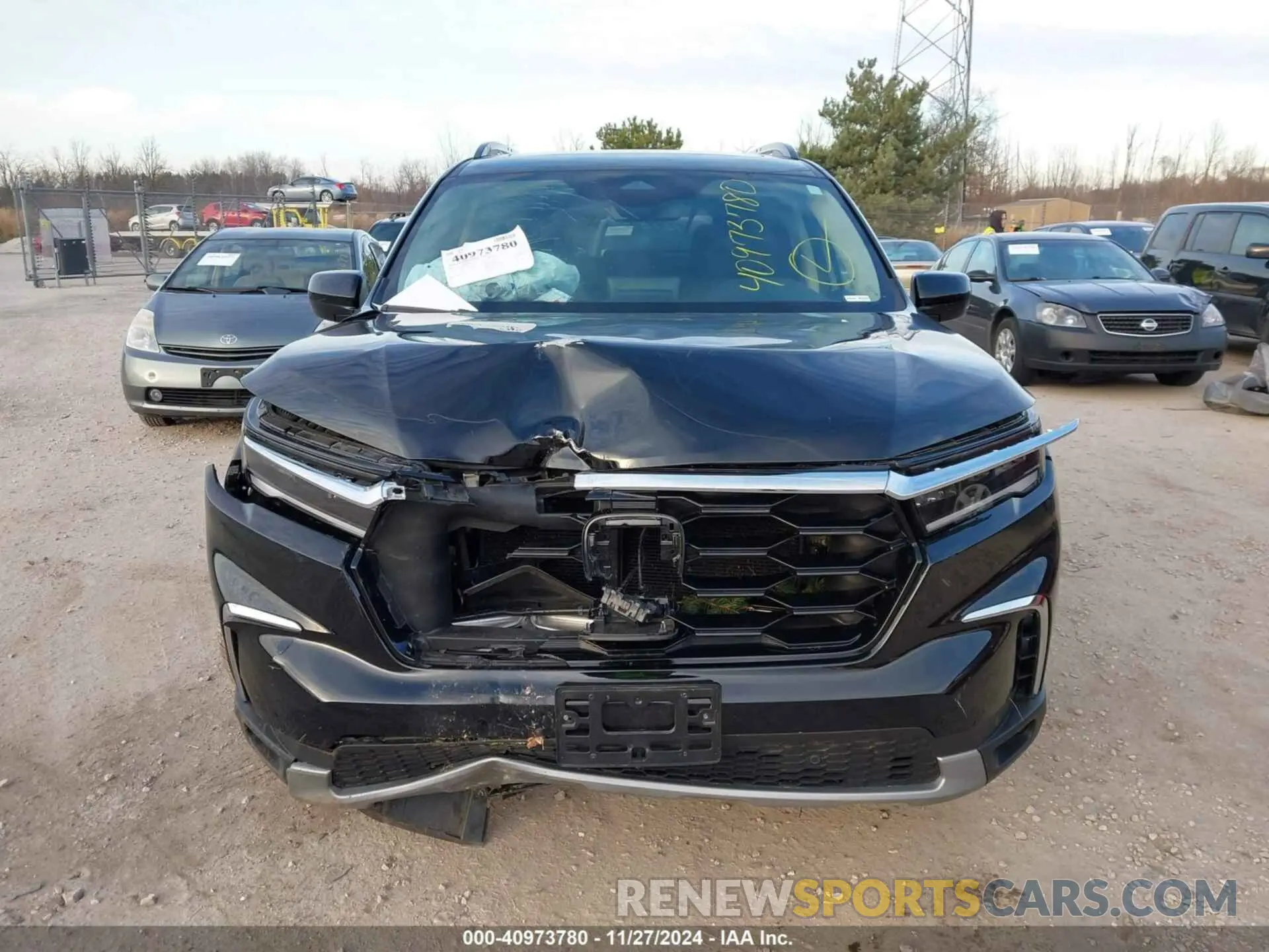 12 Photograph of a damaged car 5FNYG1H72RB007519 HONDA PILOT 2024