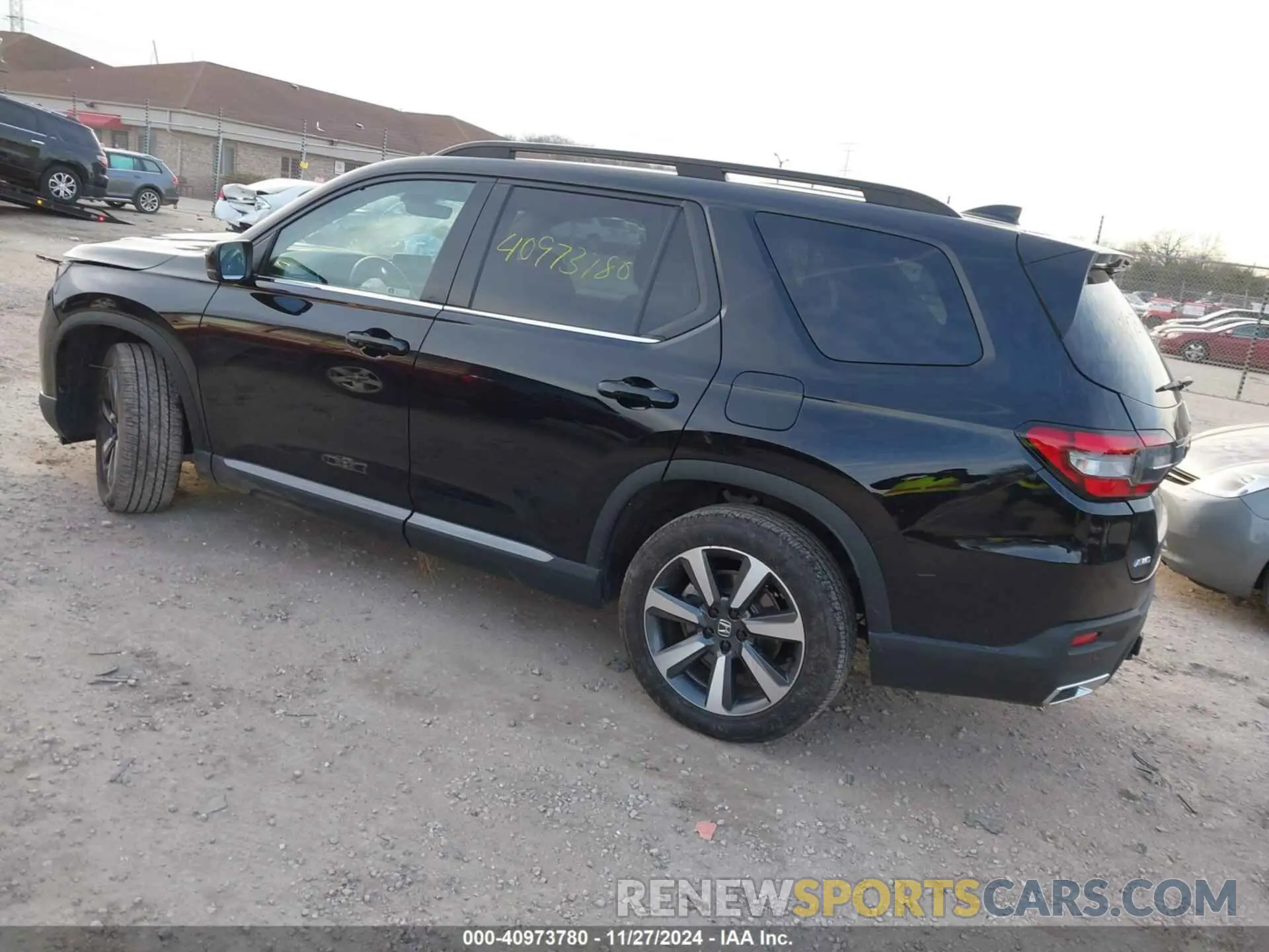3 Photograph of a damaged car 5FNYG1H72RB007519 HONDA PILOT 2024