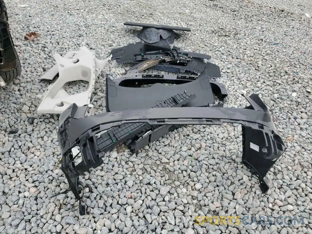 13 Photograph of a damaged car 5FNYG1H72RB022800 HONDA PILOT 2024