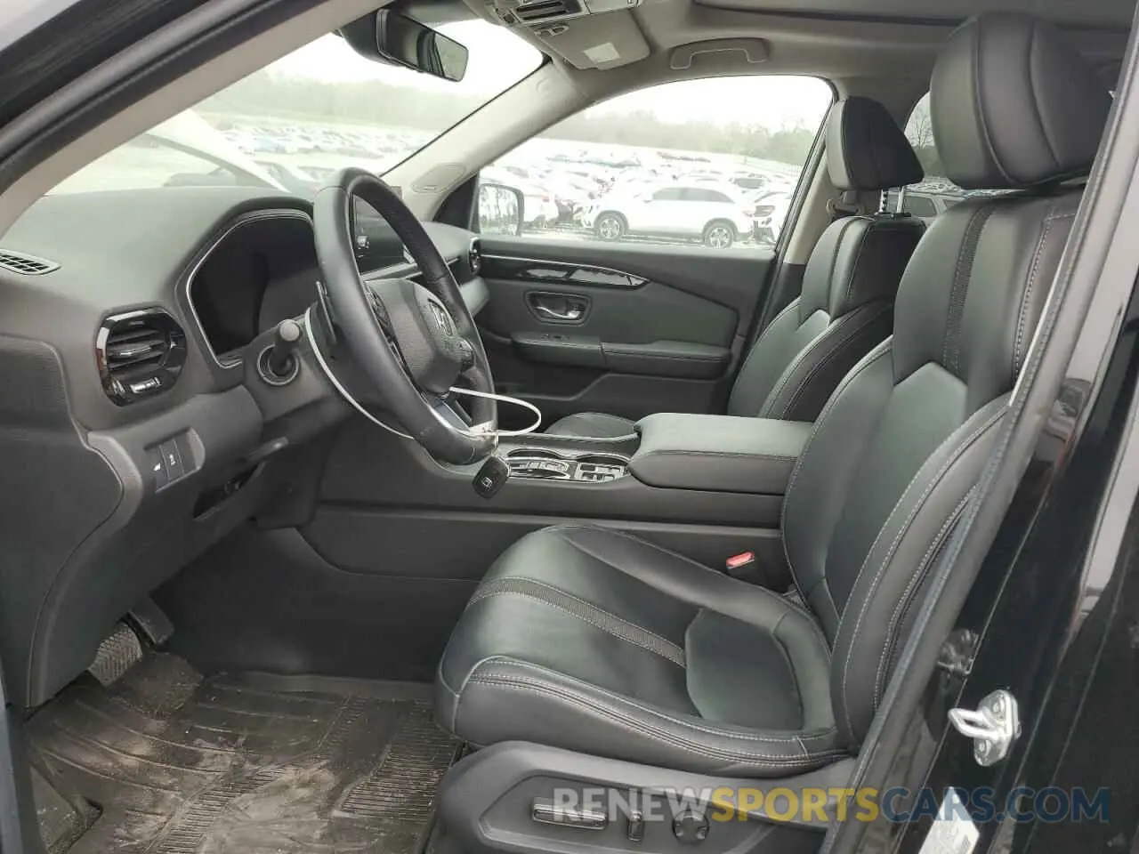 7 Photograph of a damaged car 5FNYG1H72RB022800 HONDA PILOT 2024