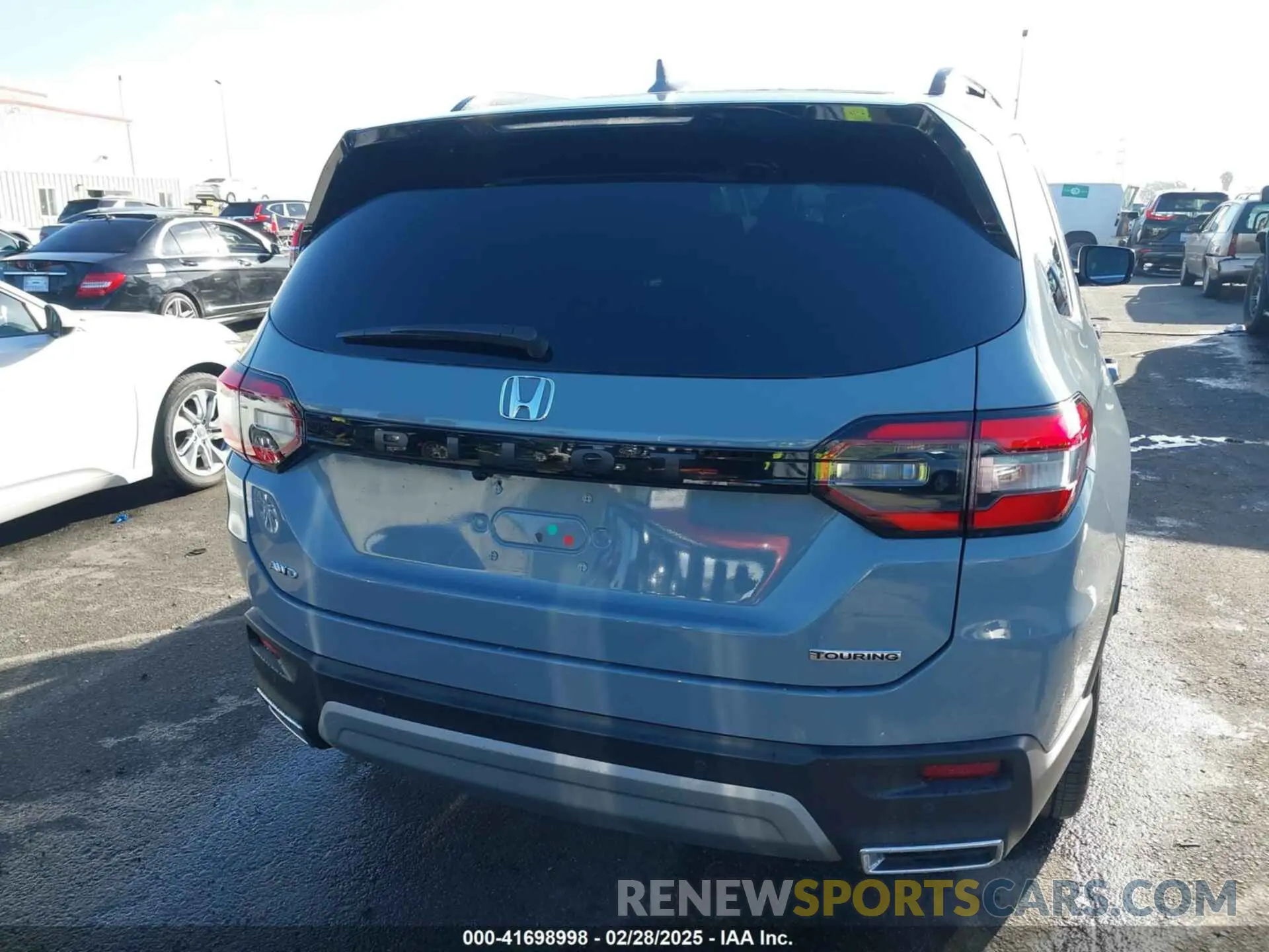 16 Photograph of a damaged car 5FNYG1H74RB020112 HONDA PILOT 2024