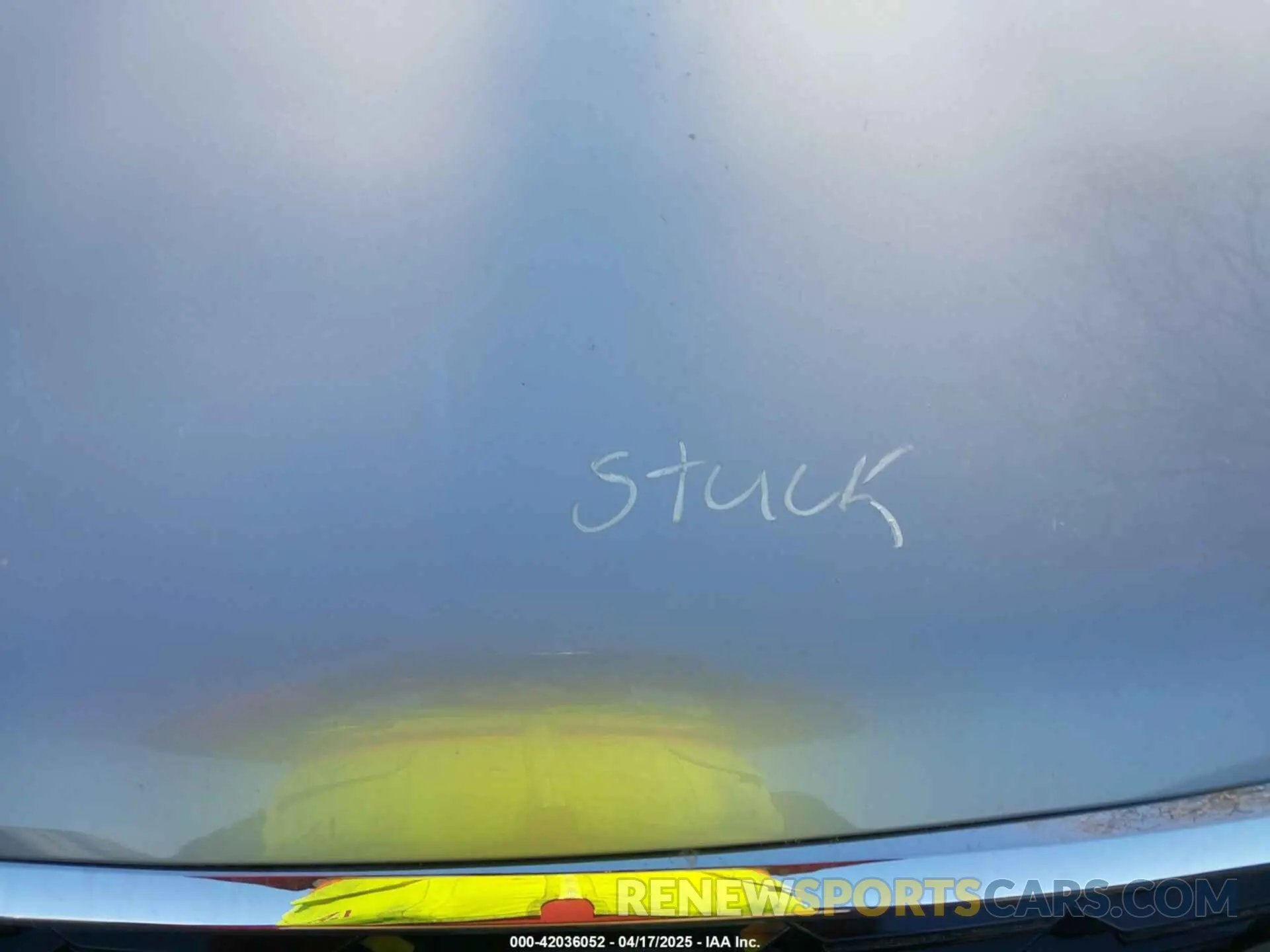 10 Photograph of a damaged car 5FNYG1H75RB014366 HONDA PILOT 2024