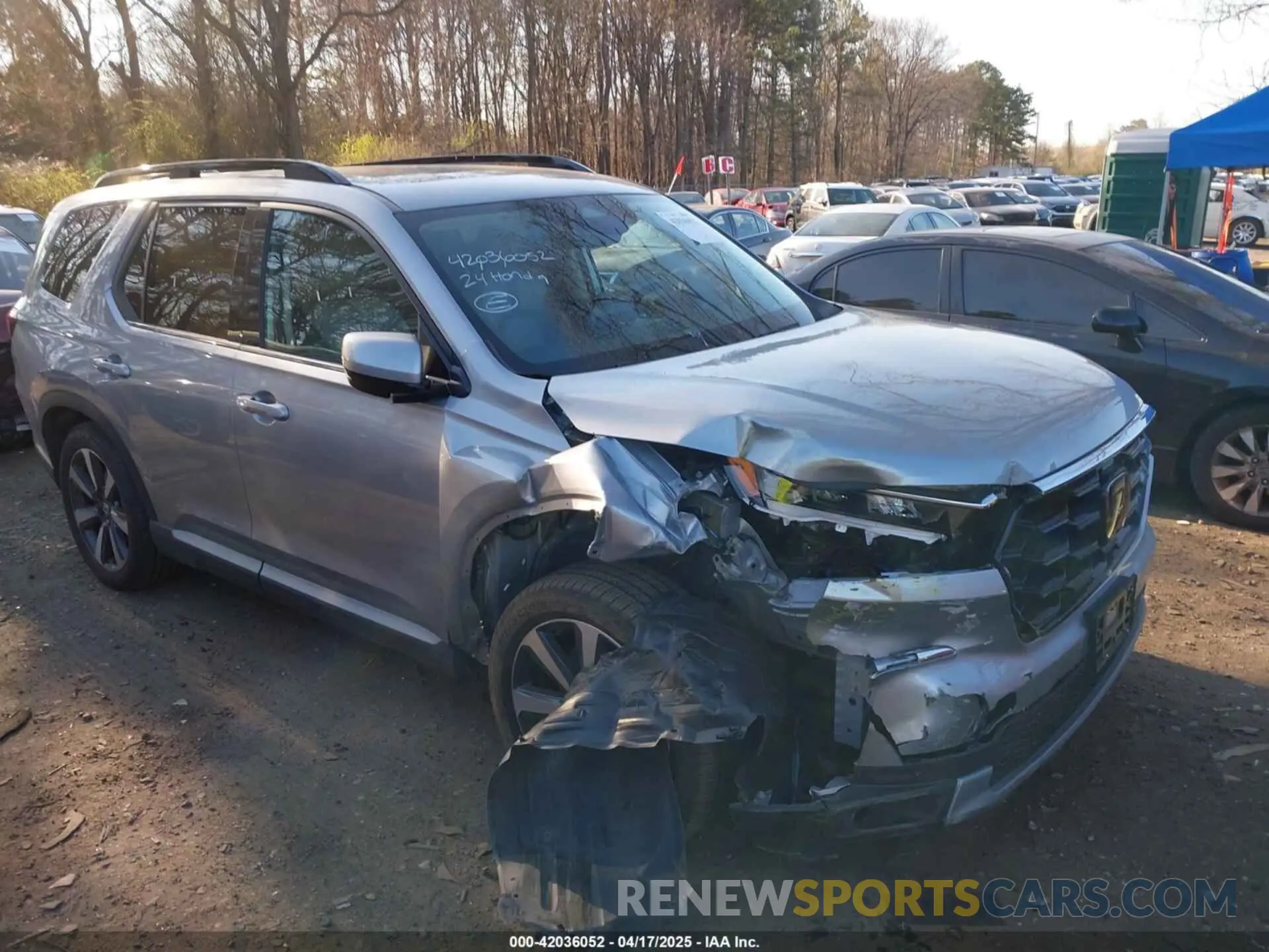 13 Photograph of a damaged car 5FNYG1H75RB014366 HONDA PILOT 2024